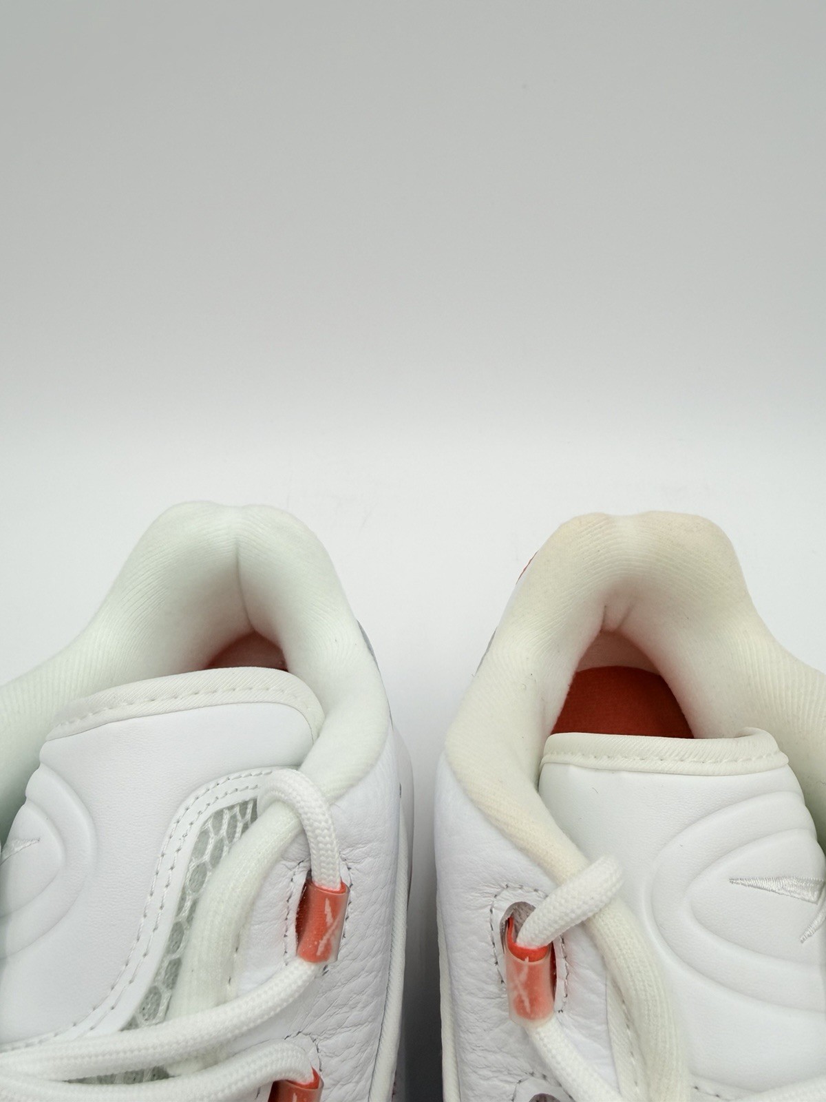 Reebok Men’s Question Low Basketball Size 10.5 White Red Blue |FX4999|
