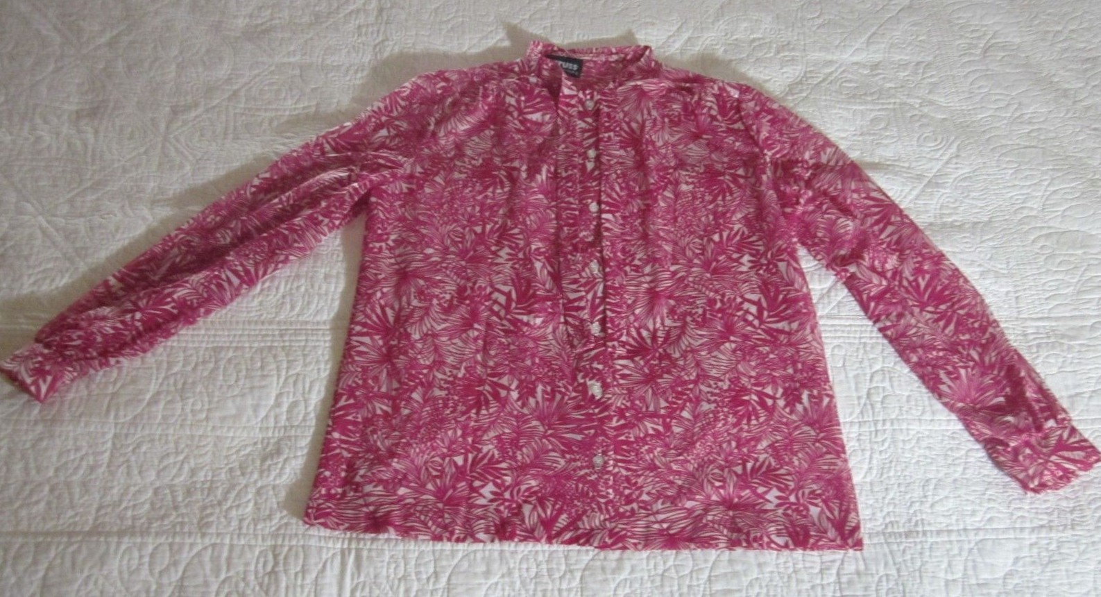 Rrruss Womens Shirt Vintage White/Pink Tie Neck Semi Sheer Size M?