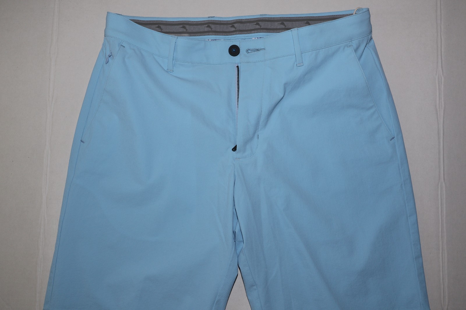 Tommy Bahama Shorts Chip Shot Chambray Blue Solid Performance New Waist 32 32×10