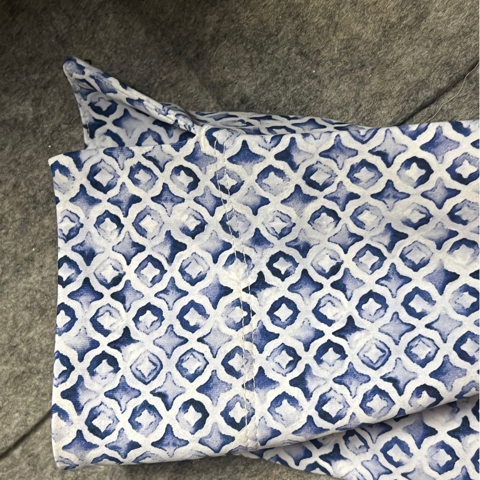 Tommy Bahama IslandZone Dress Medium Ikat Blue White Geometric Split Neck