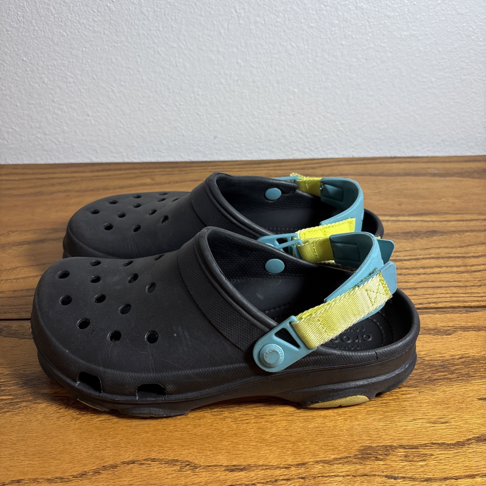 Crocs Iconic Comfort Offroad Sport Clogs Women’s 10 / Mens 8