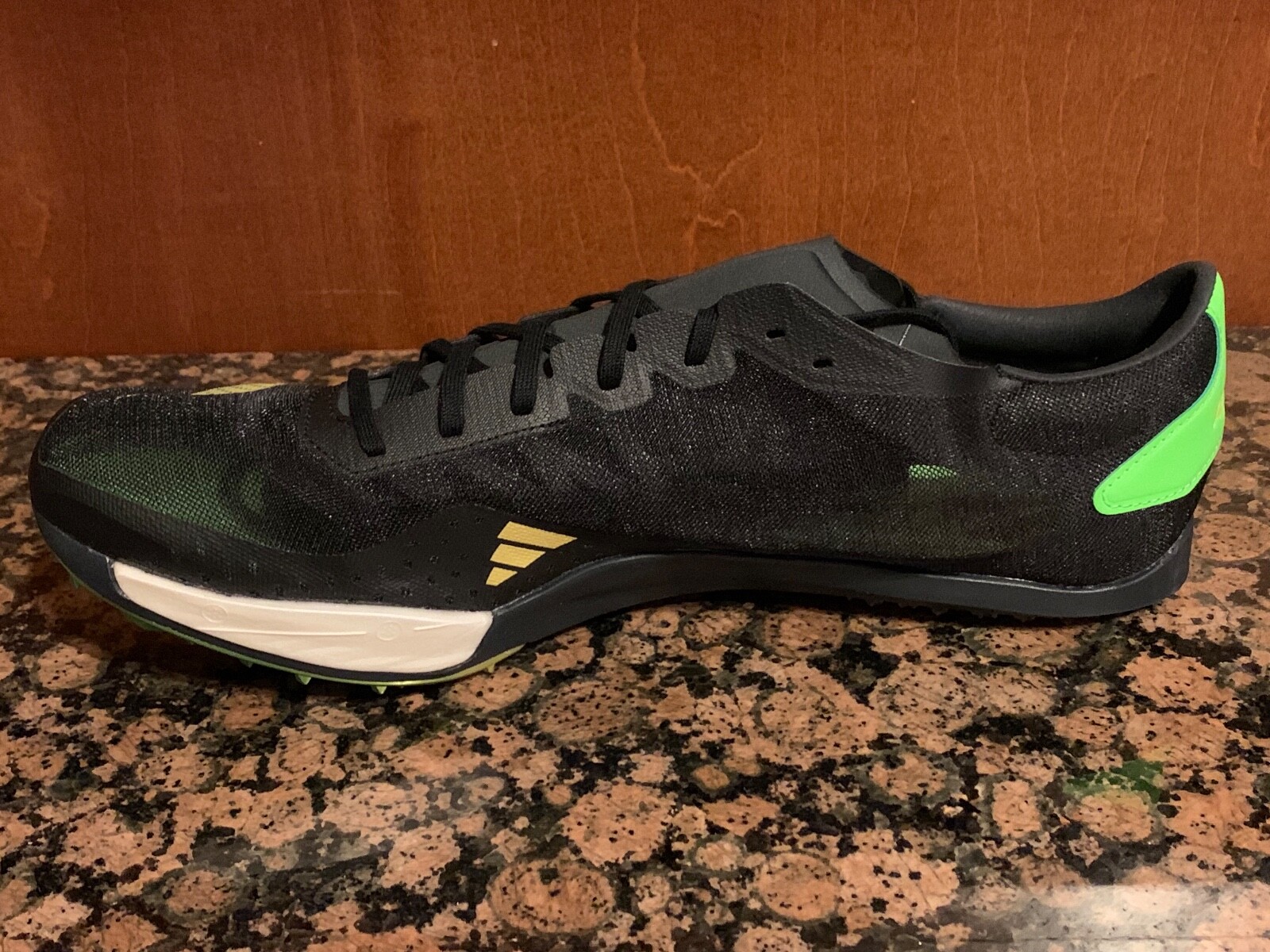 New! Mens ADIDAS ADIZERO AMBITION MID DISTANCE/STEEPLECHASE SPIKES BLACK/GREEN