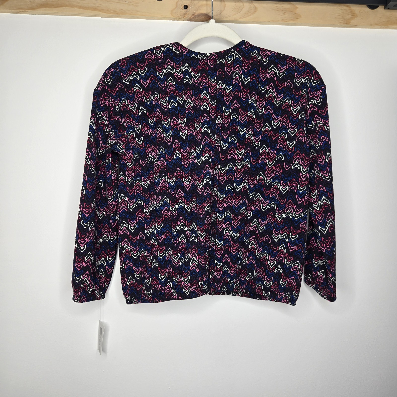 LuLaRoe Monroe Black, Purple, And Pink Blouse With Zipper – Size 14