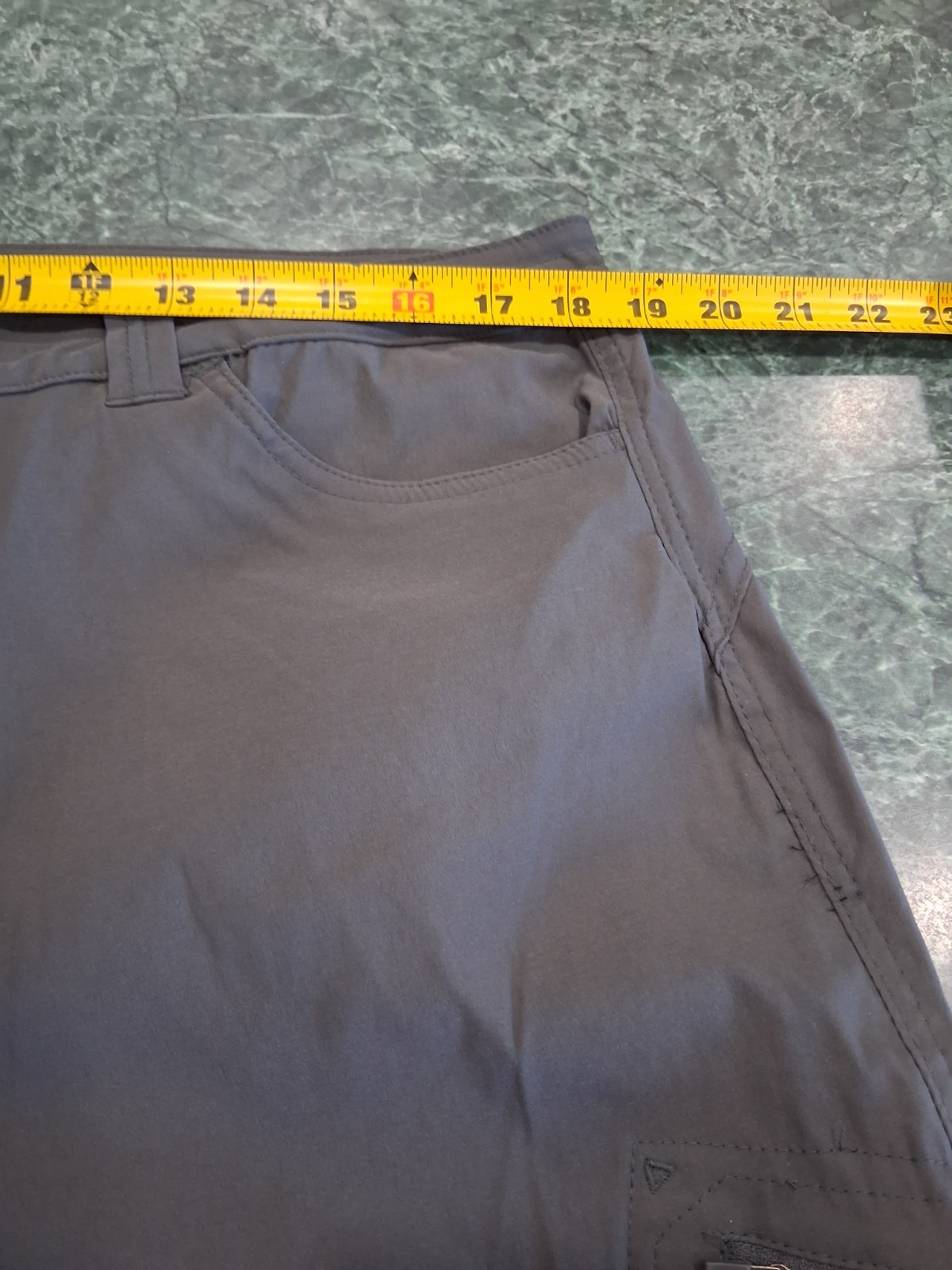 Eddie Bauer 16 Waterproof Rainier Tech Capri Active Pants UPF 50 Lightweight NWT