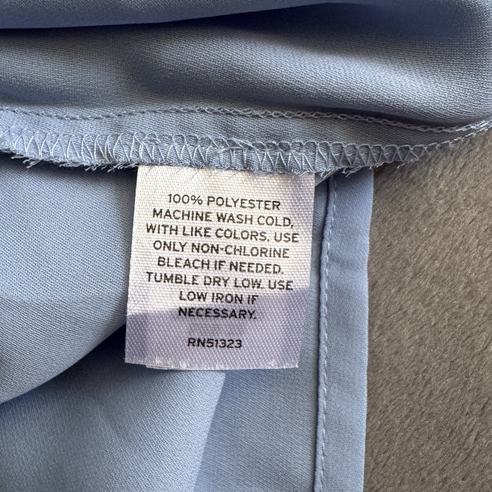 Halogen Women’s Light Blue Mock Neck Blouse Cap Sleeve Keyhole Back Size L NWT