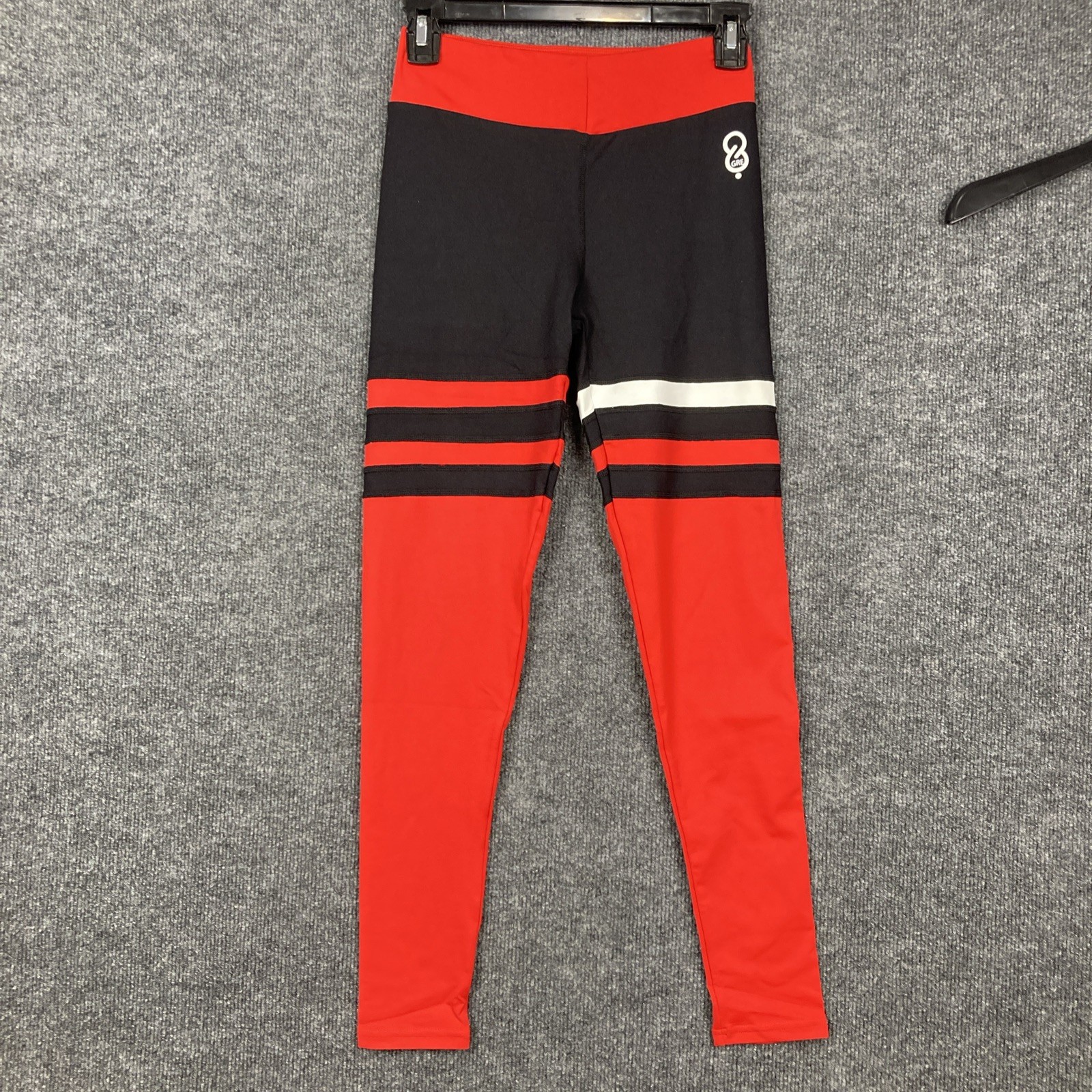 Gre8 Active Wear Women Small Red Black Racer Back Sports Bra & Leggings Set NEW