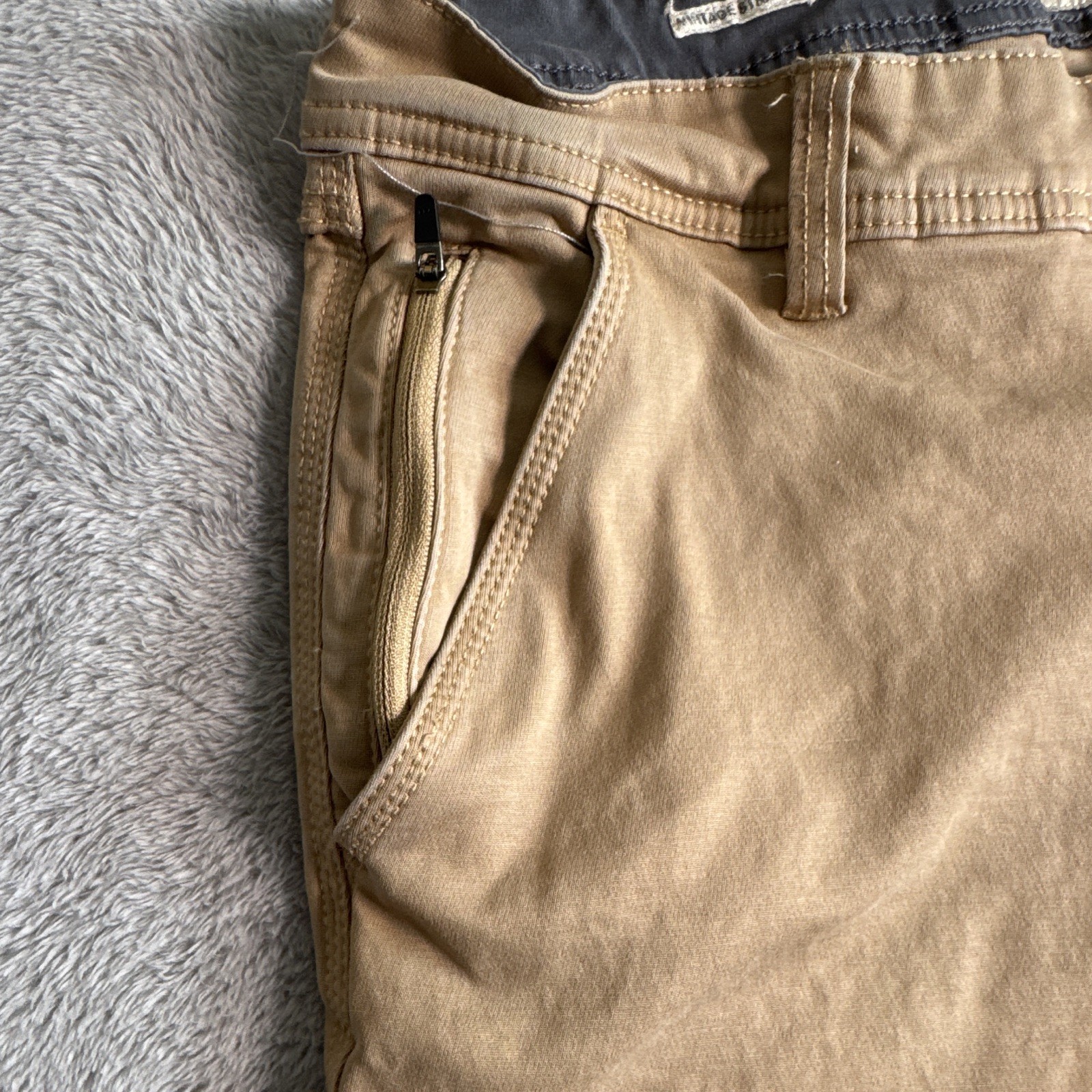 Weatherproof Vintage Beige Straight Fit Cotton Twill Cargo Pants Men’s 30