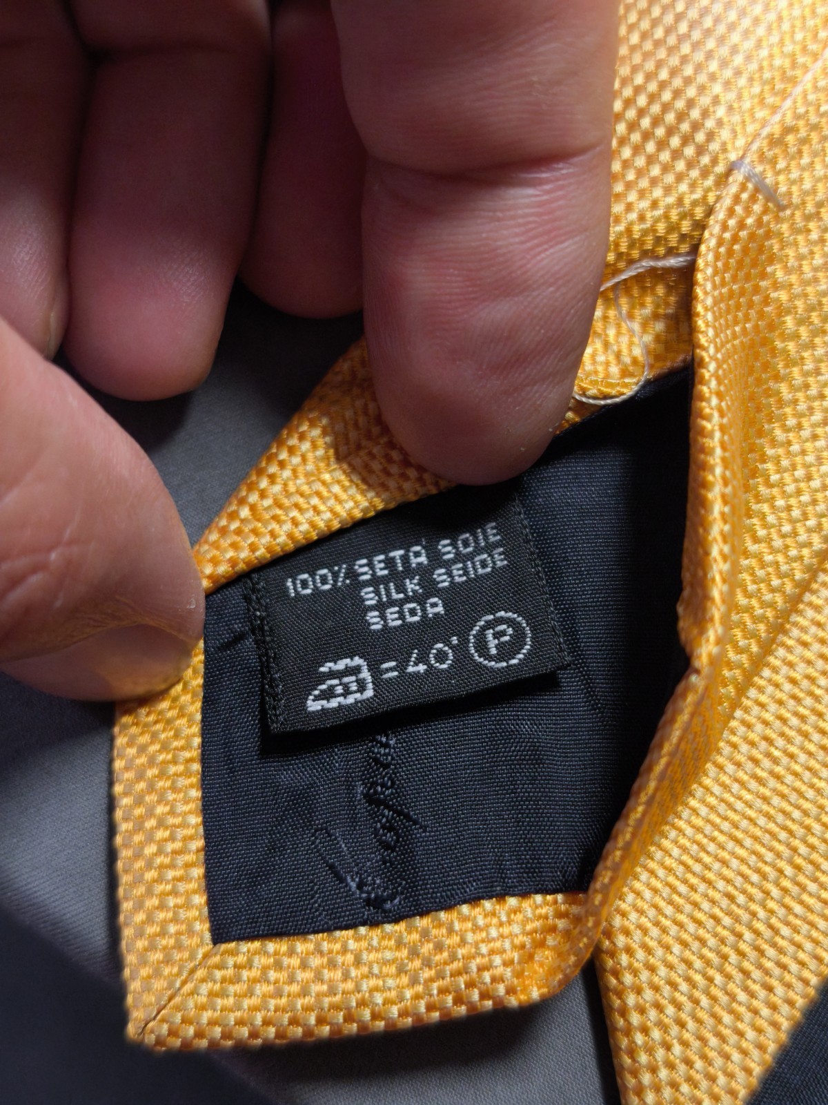 Les Copains – Yellow Solid Color Silk Tie Made in Italy