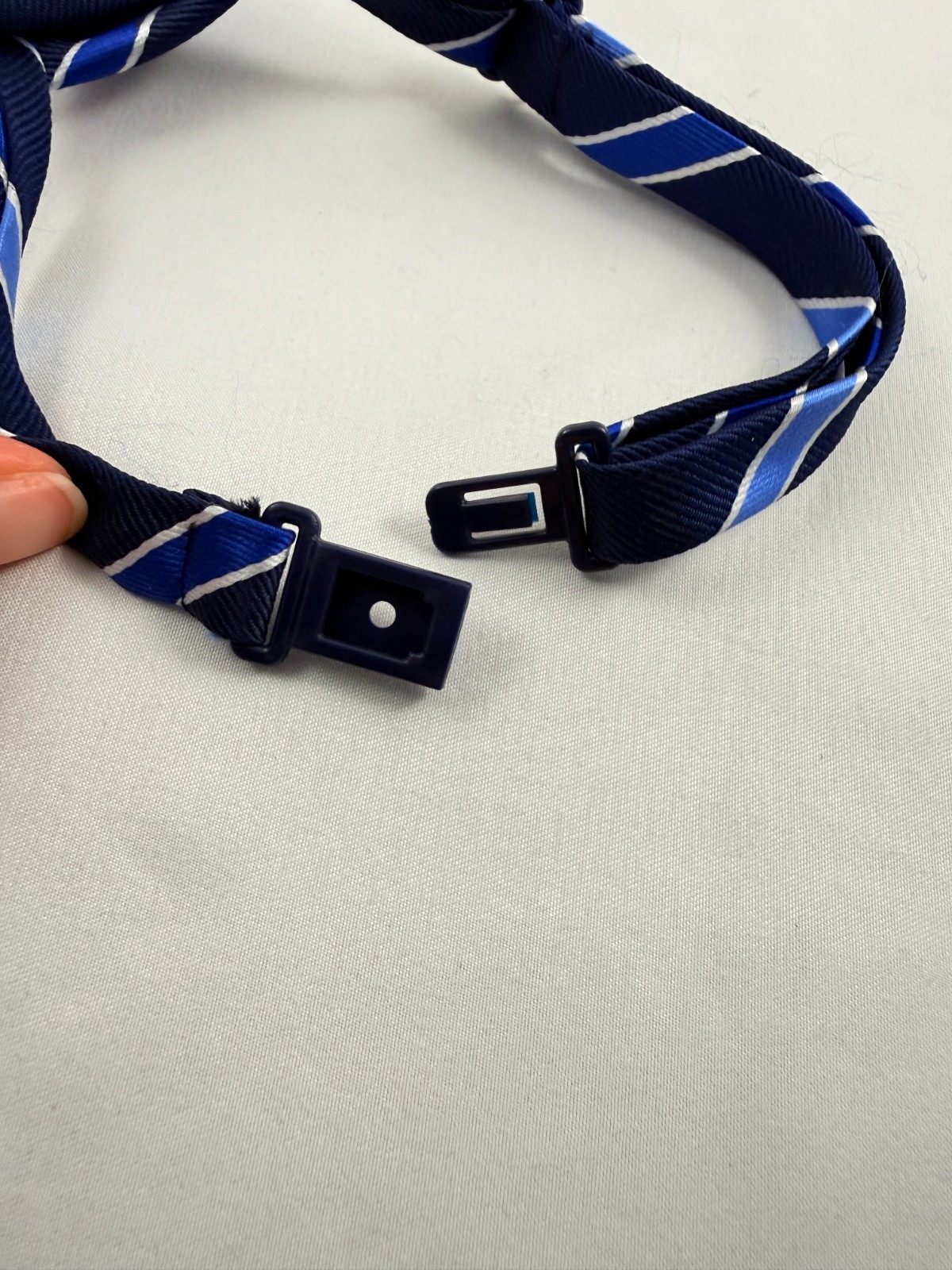 The Children’s Place – 24 mo-4T – Adjustable with Buckle – Tie – Blue Stripes