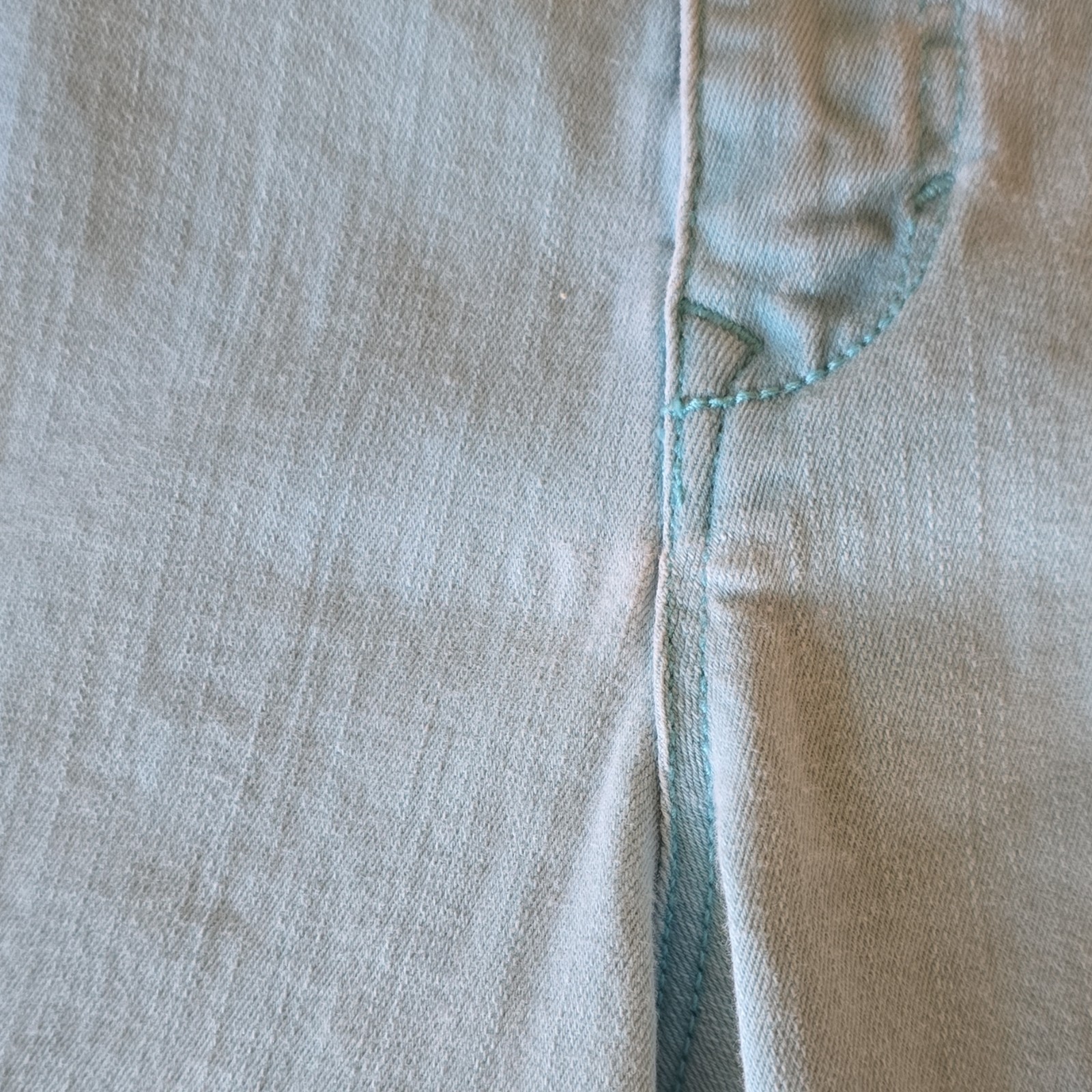 Gloria Vanderbilt Blue Light Wash Jeans Women’s Slimming Straight 5-Pocket 12