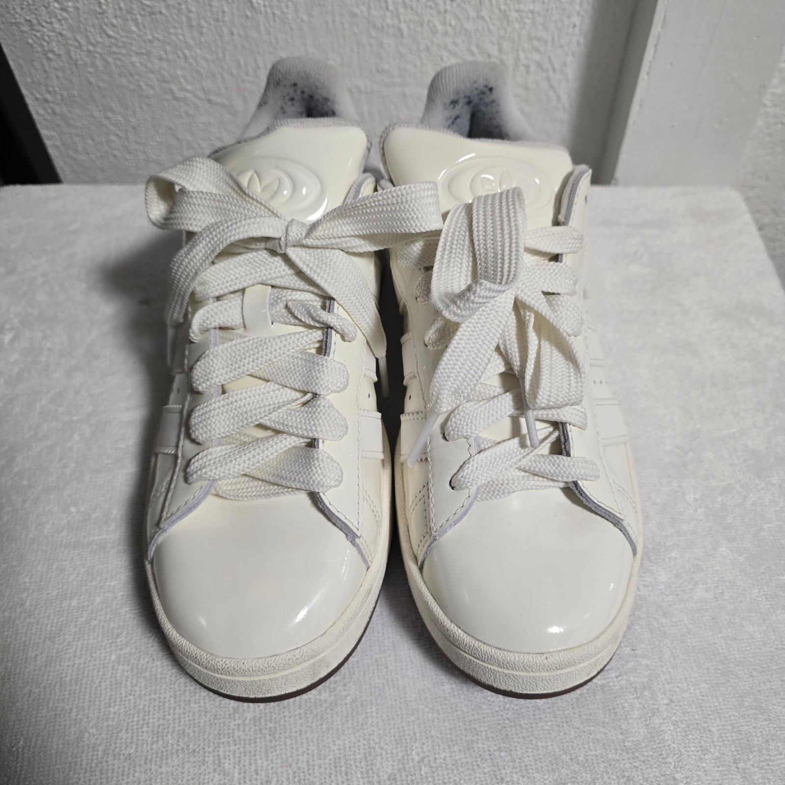Adidas Campus 00s White/White Gold Womens size 9 IH4363