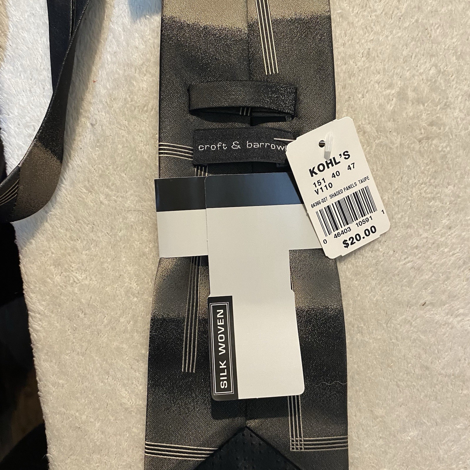 Croft & Barrow Hand Made 100% Silk Men’s Tie 4 in W 58 in L NWT