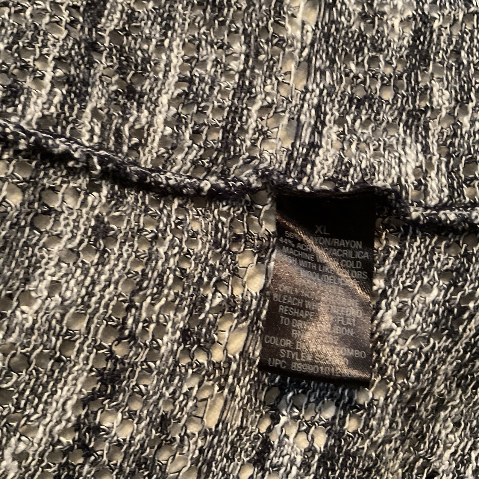 womens black and white striped sweater Cardigan xl