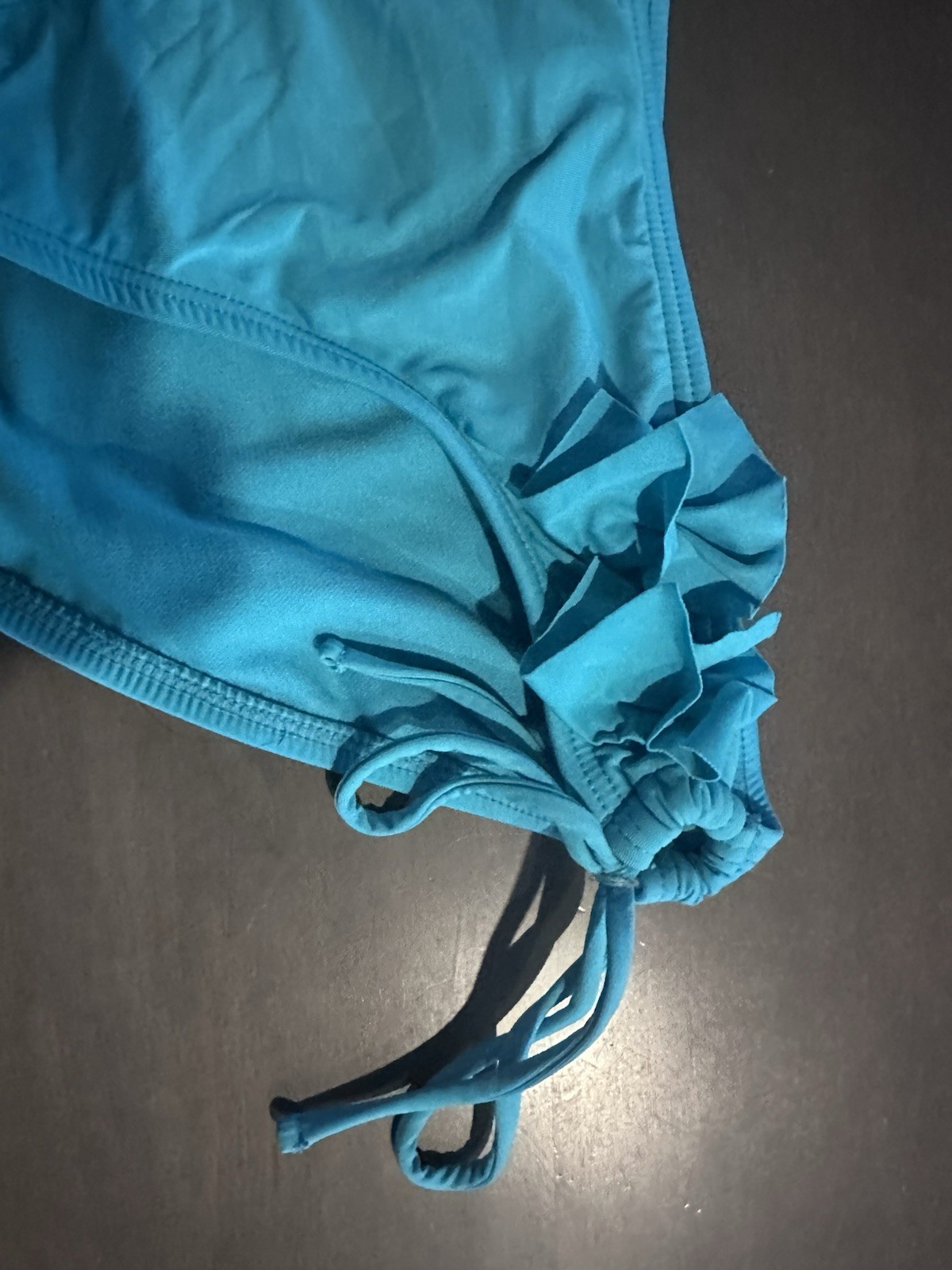 Kenneth Cole Women’s Two Piece Turquoise Blue Swim Suit Size Med