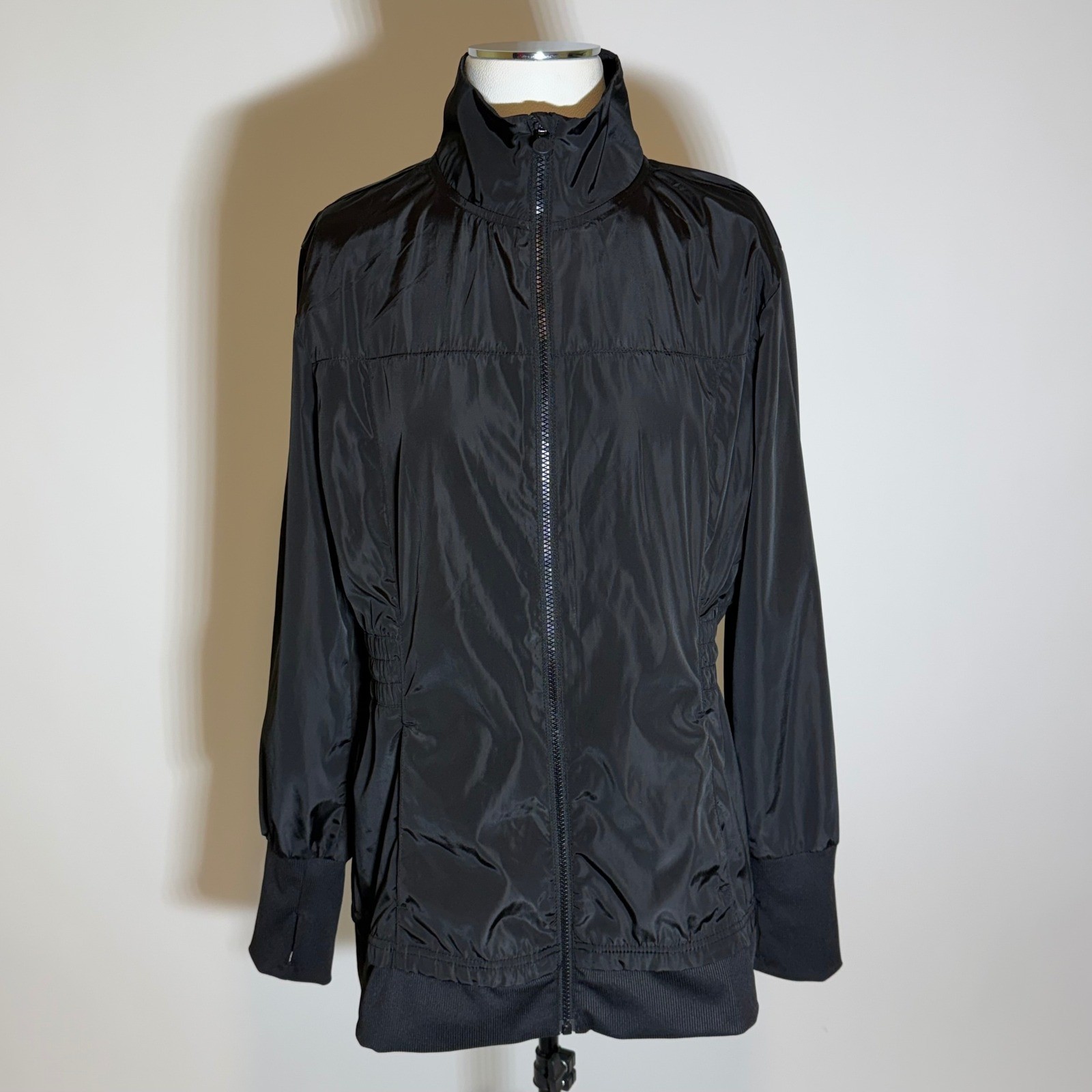 Apana Black Lightweight Windbreaker Jacket Full Zip Womens Size Large Gorpcore