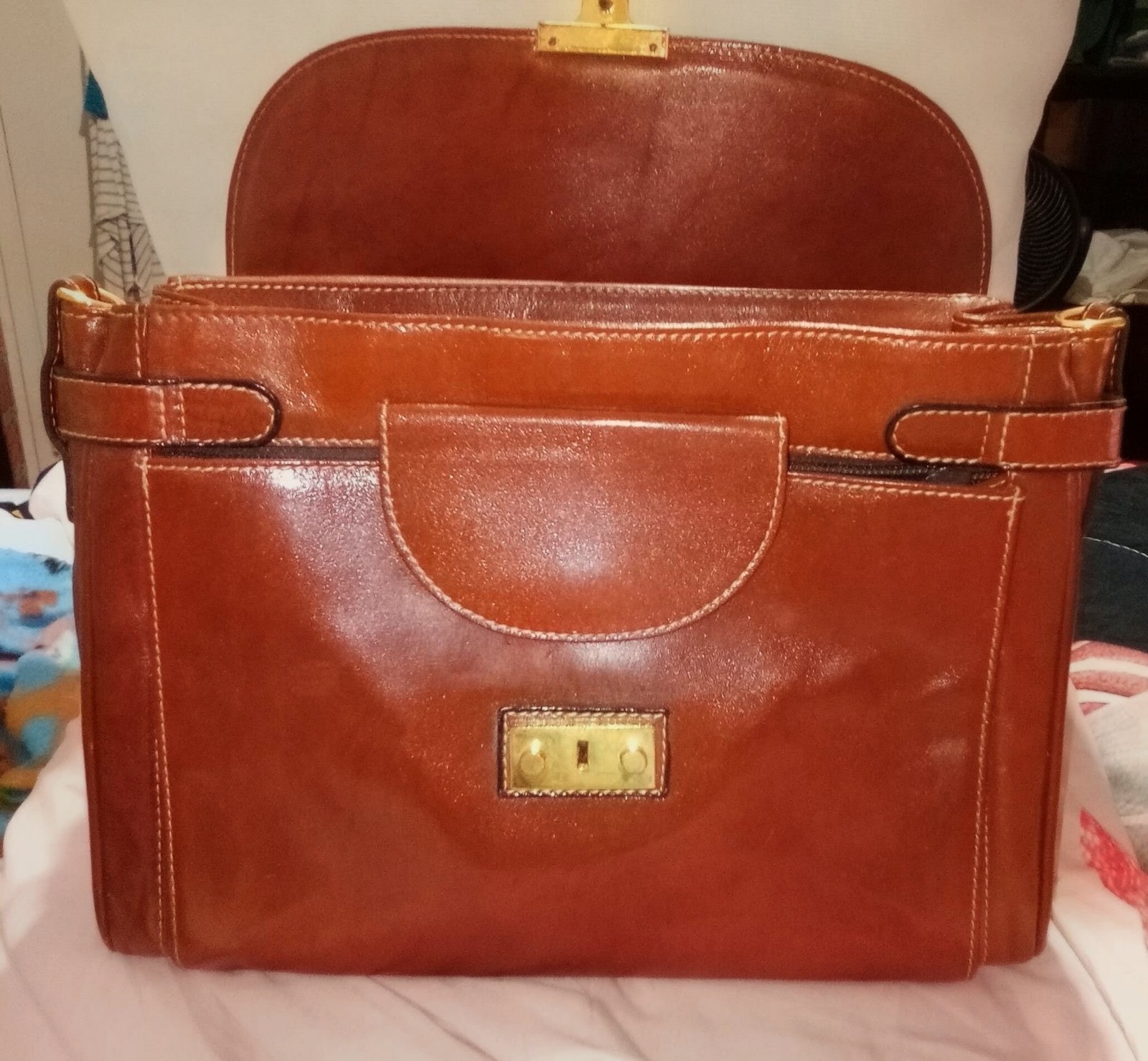 Goldpfeil Brown Top Handle Bag Turn Lock Zip Closure Mirror Gold Hardware