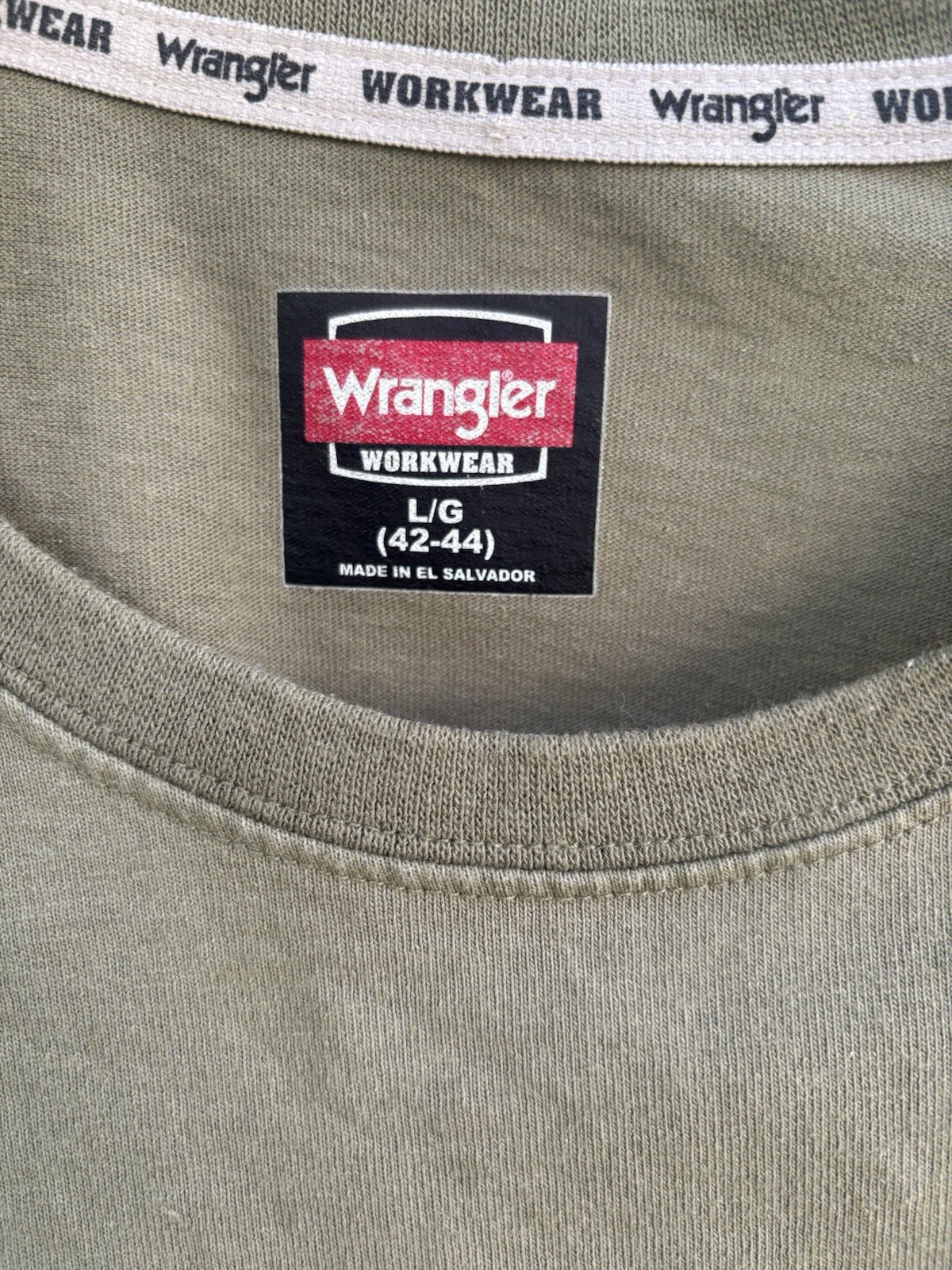 Wrangler Workwear Mens L Tan Heavyweight Long Sleeve Pocket Tee Shirt