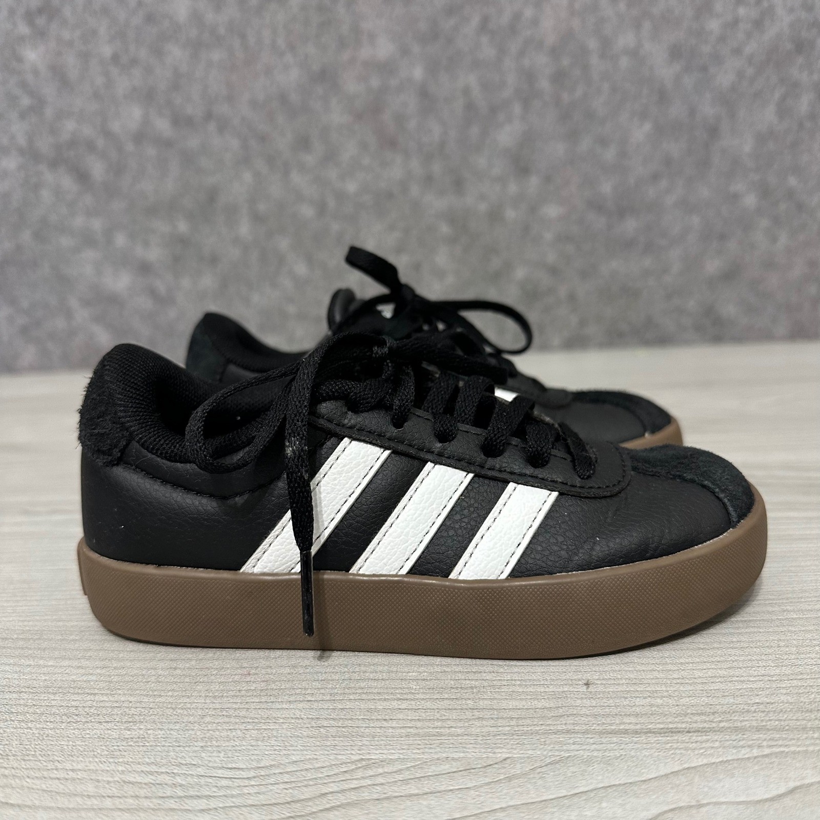 Adidas VL Court 3.0 Kids Shoes Black White Gum Sole Size 11K