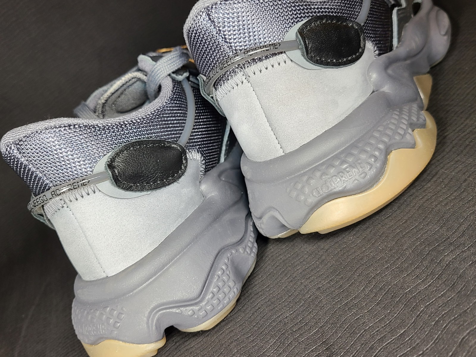 Adidas Ozweego Grey Five Grey Four Core Black GX1832 US Men’s Size 8