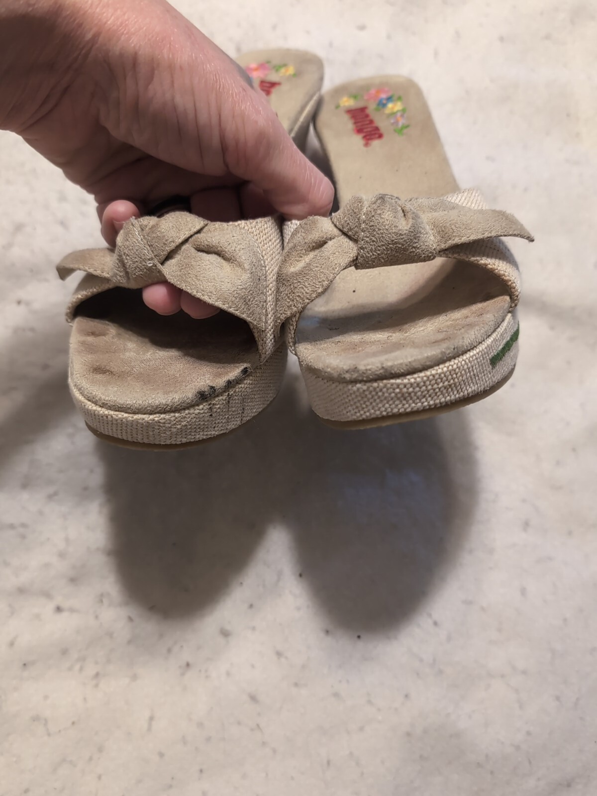 Bongo Vintage Y2K Embroidered Floral Platform Wedge Sandals Size 9