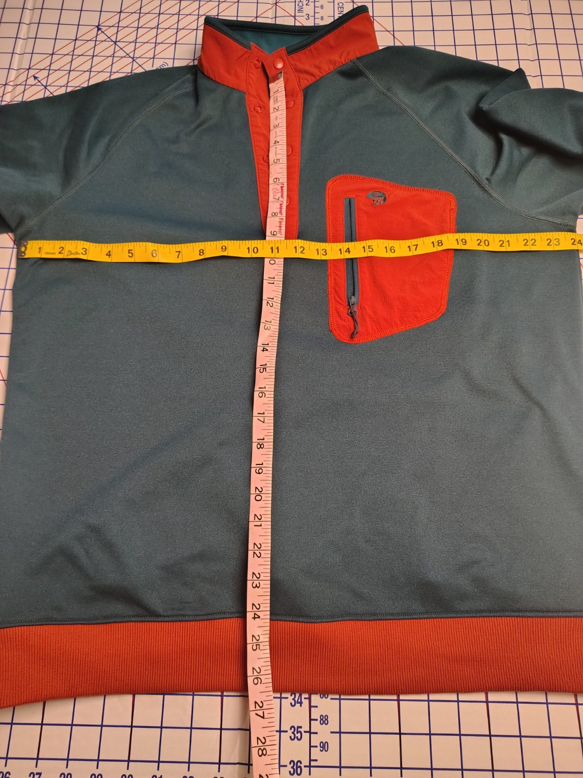 Mountain Hard Wear XL Four Button Pullover Norse Peak