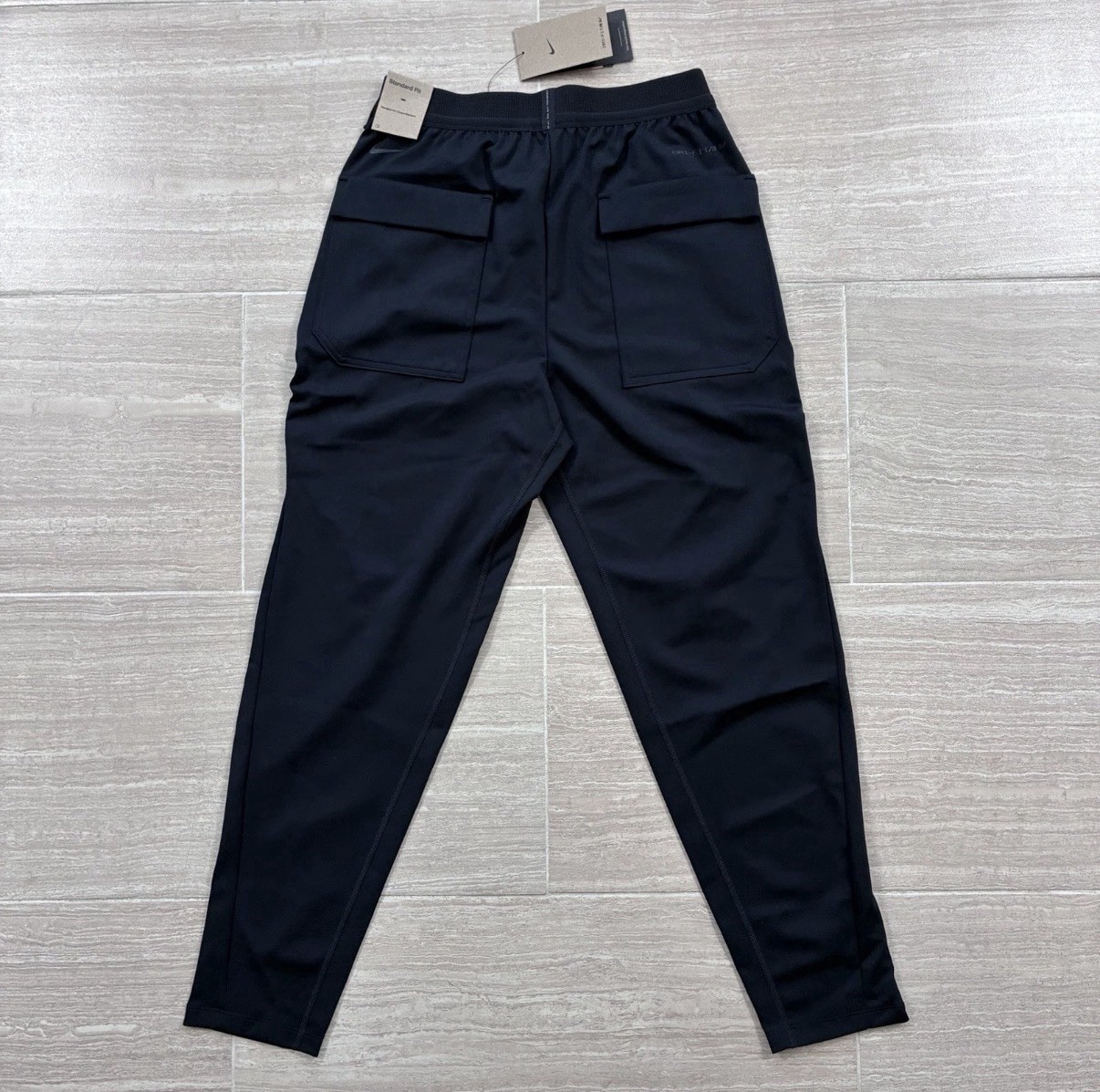 Nike APS Dri-FIT Stealth Versatile Pants FN3020-010 Black Men’s Size Medium NEW
