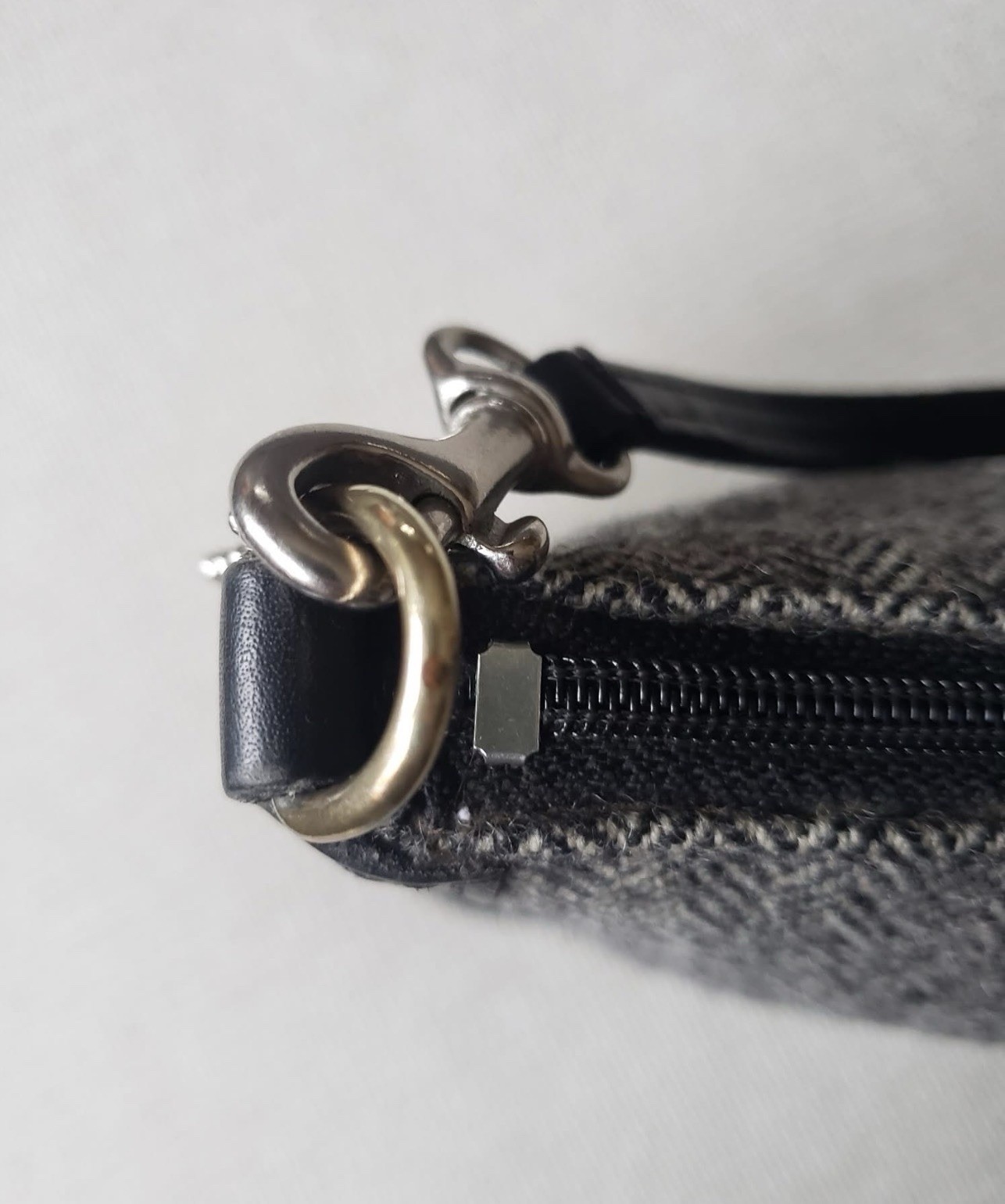 COACH Vintage 1999 Bleecker Black Tweed & Leather Demi Bag 6112 Beautiful