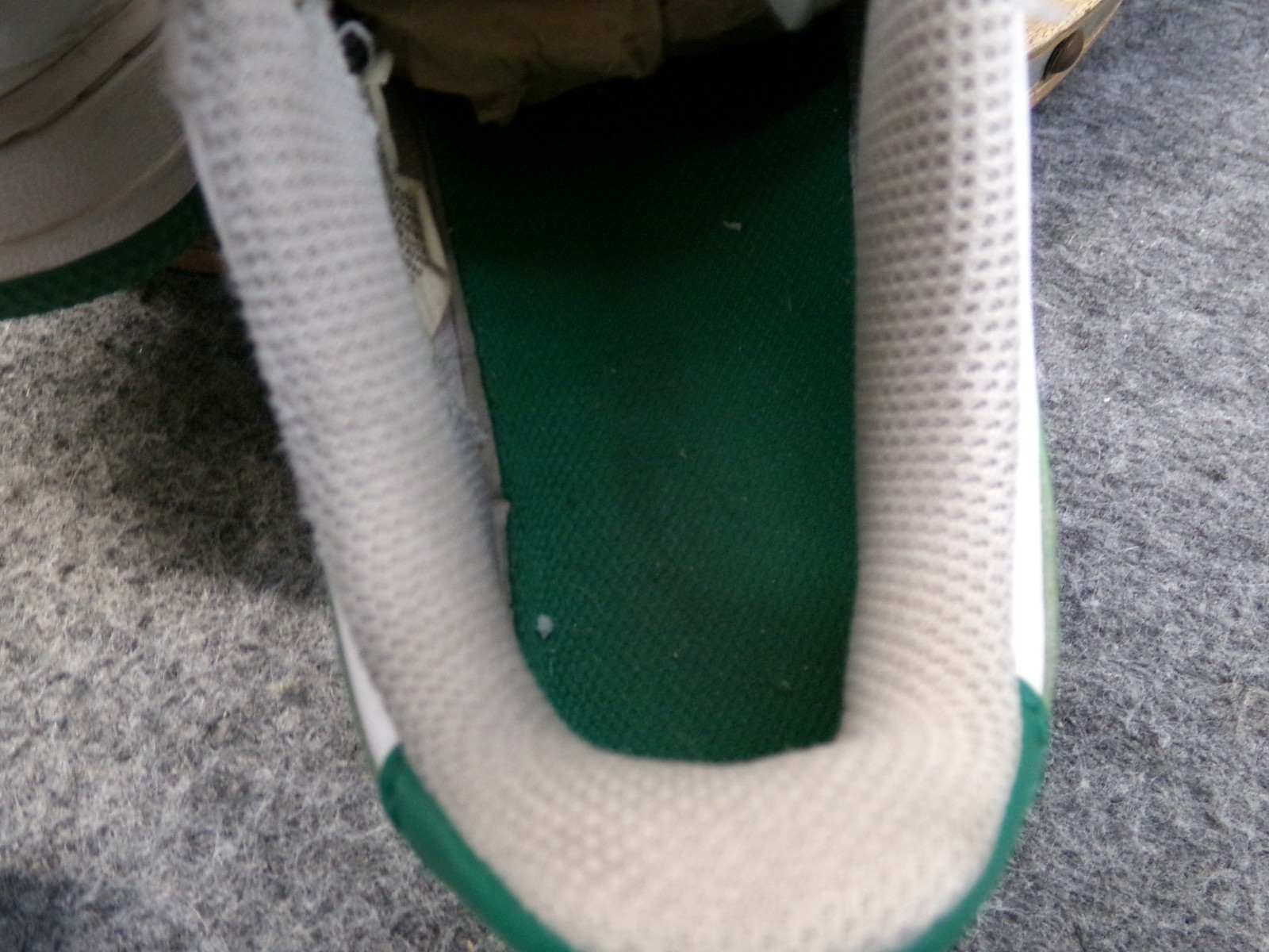Nike Air Force 1 (GS) White Malachite Green Youth Size 2.5Y Shoes FV5948-103