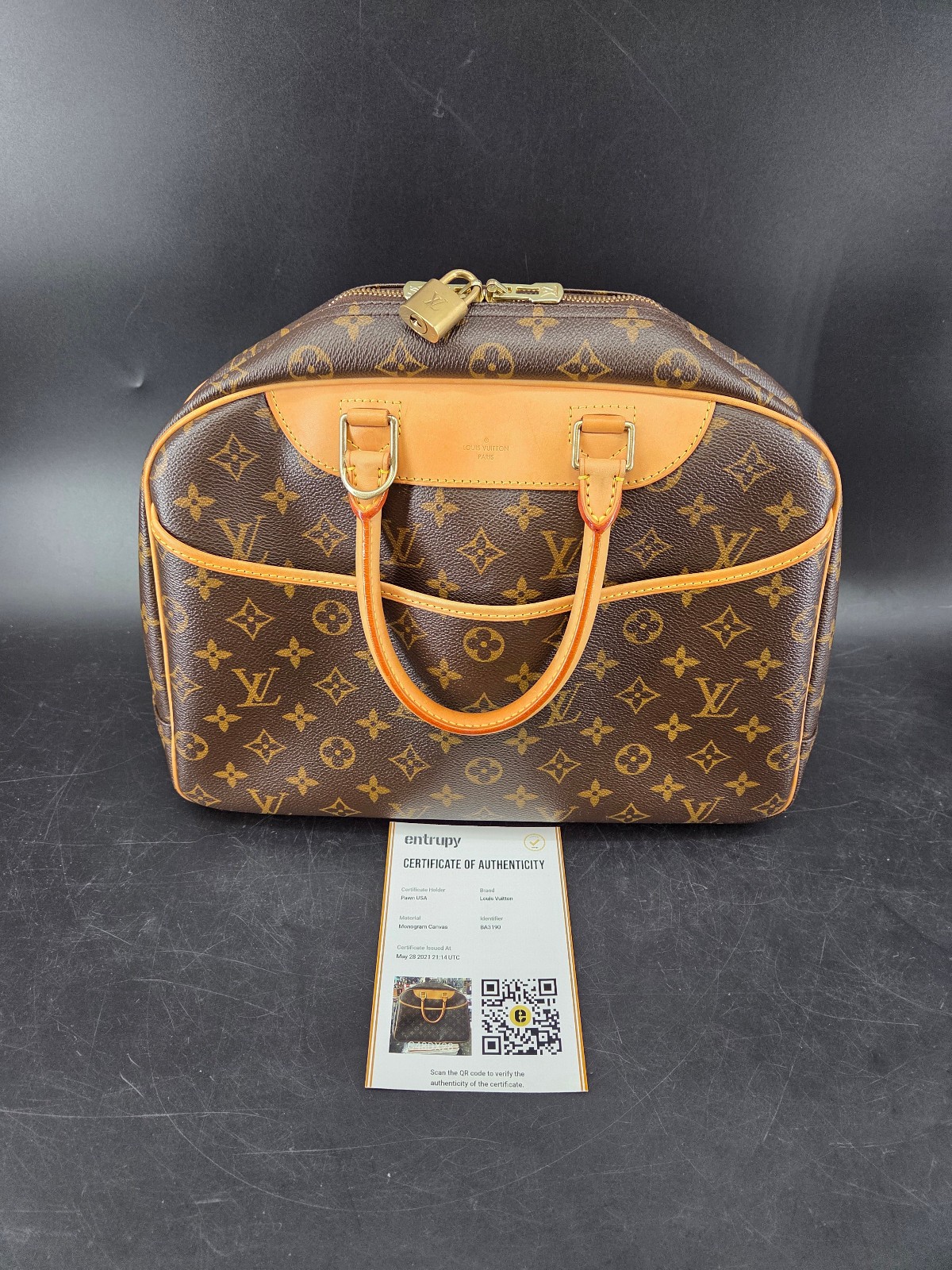 Louis Vuitton Deauville Monogram Canvas Leather Handbag M47270