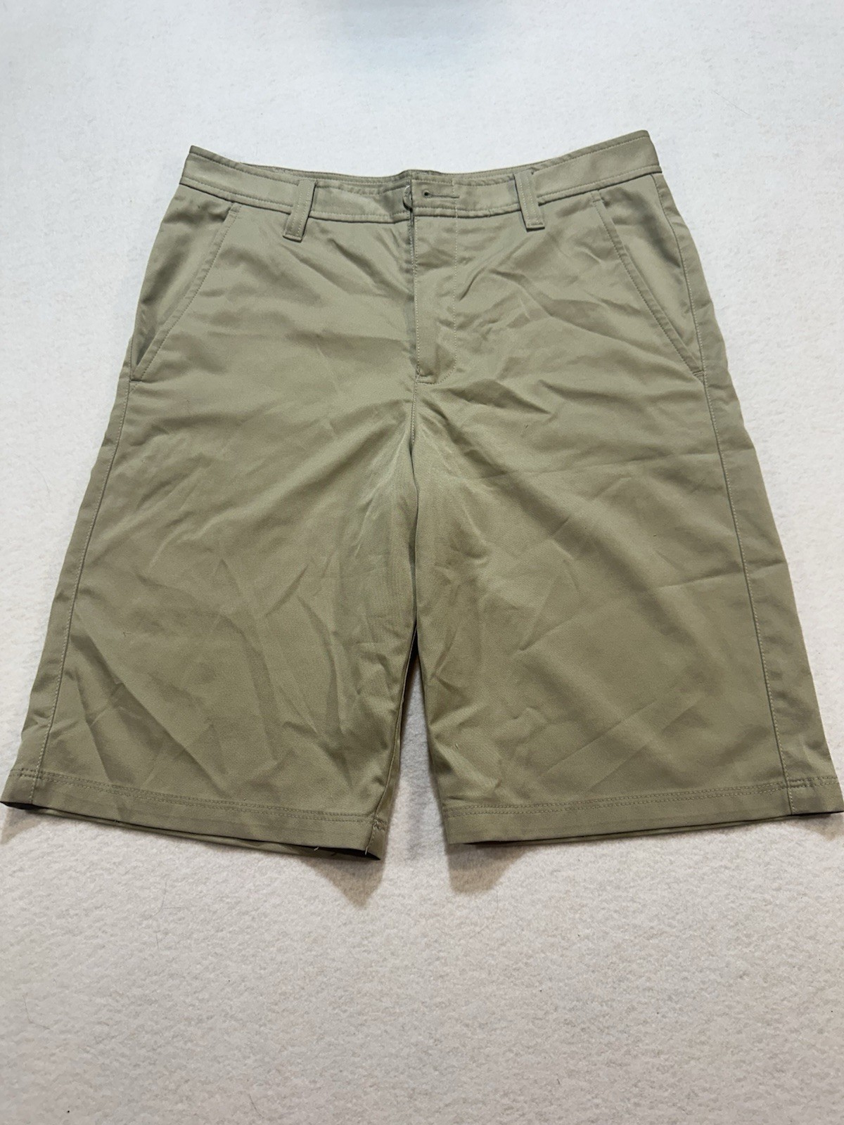 Under Armour UA Golf Shorts Barley Youth Boys Size 18
