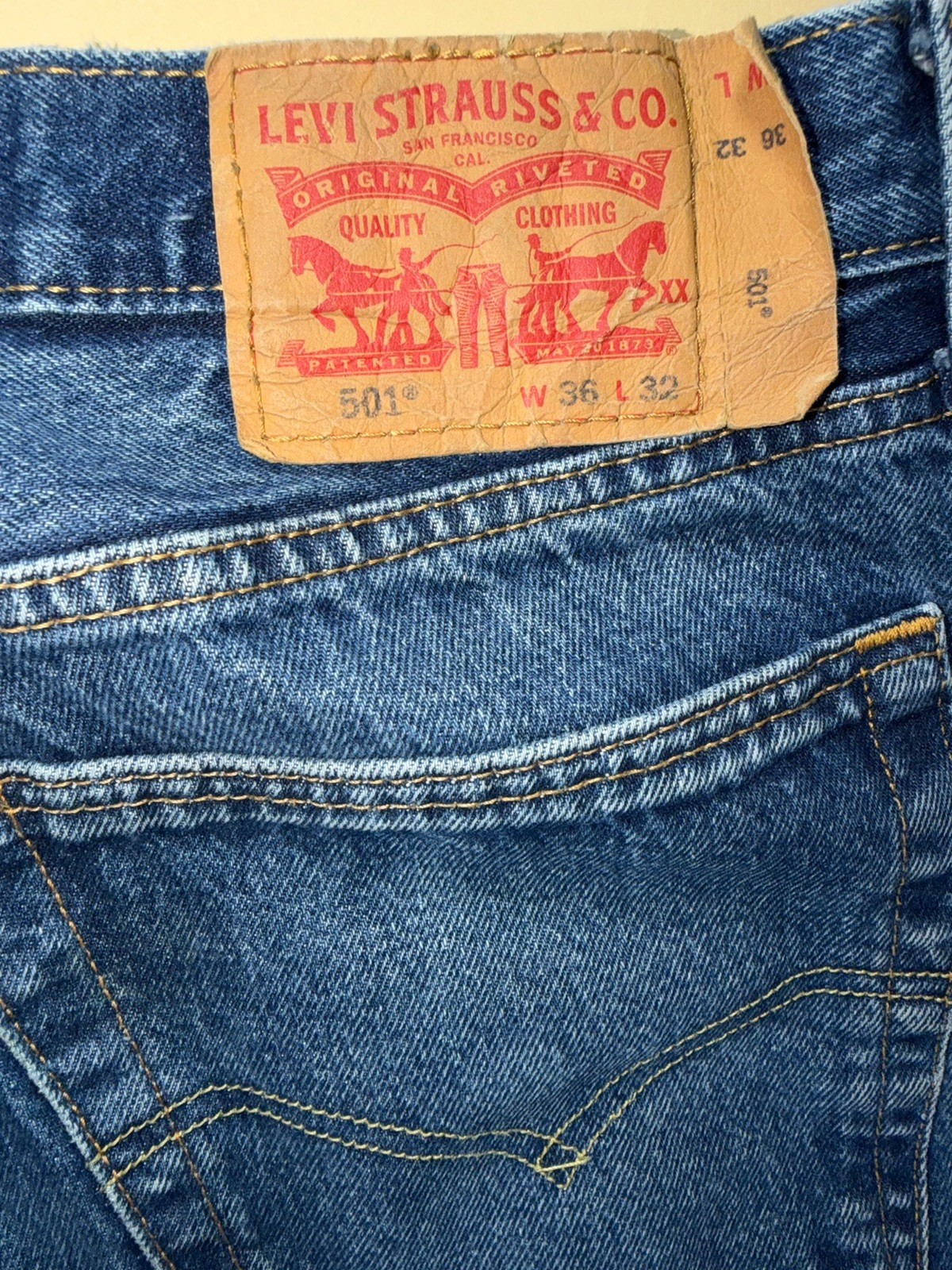 Levi’s 501 Original Fit Button Fly Jeans Men’s W36 L32 Blue Straight Leg