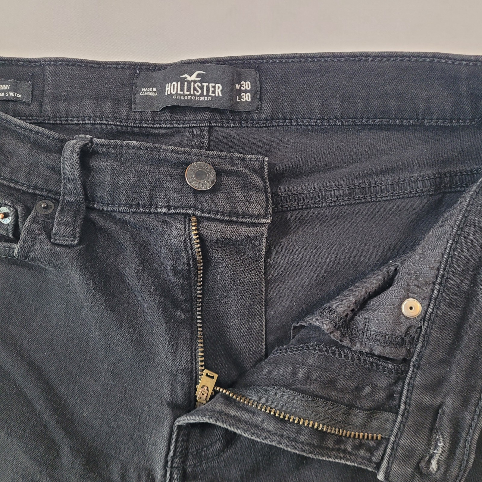 Hollister Super Skinny Jeans Men’s 30×30 Faded Black Advanced Stretch Denim