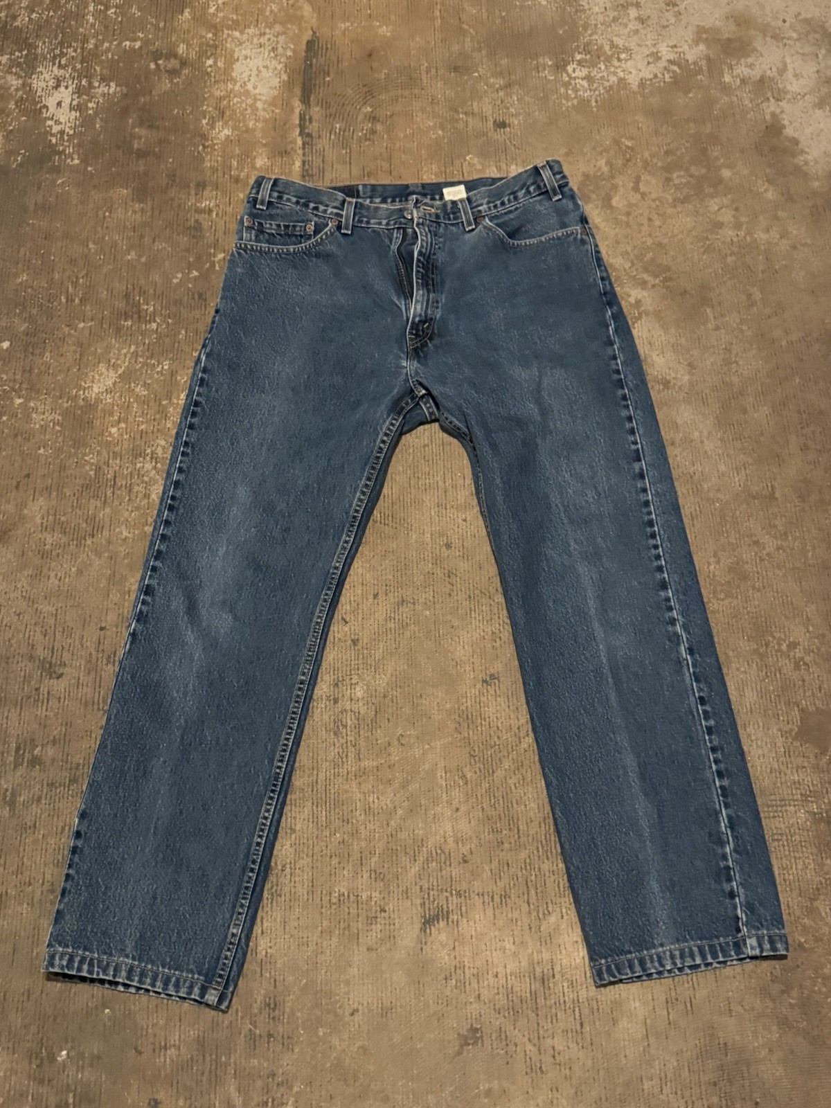 Vintage Levi’s 505 Regular Fit Men’s Jeans Made in USA W36 L32