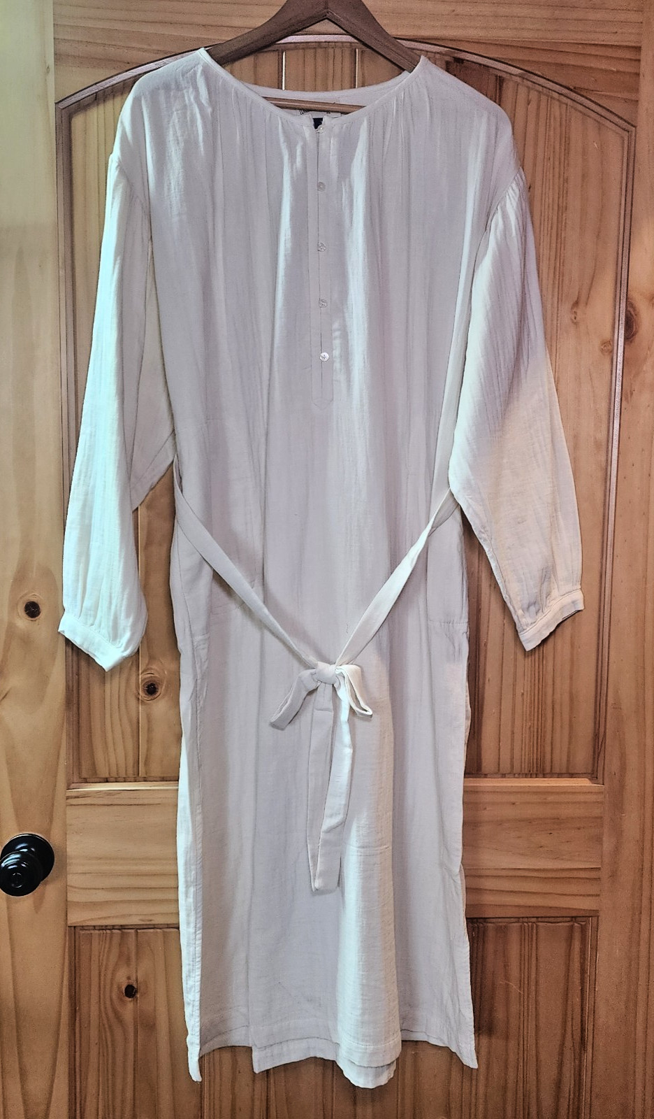Universal Thread Women’s Balloon Sleeve Tie Front Shirtdress XL White Sand
