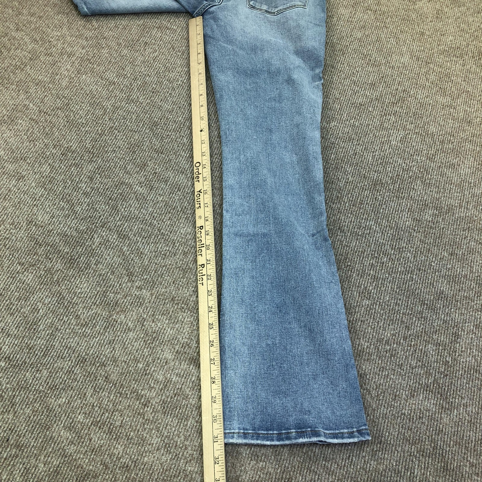Lucky Brand HK Stevie Mini Boot Jeans Womens 26 Blue Light Wash Mid Rise 26×32