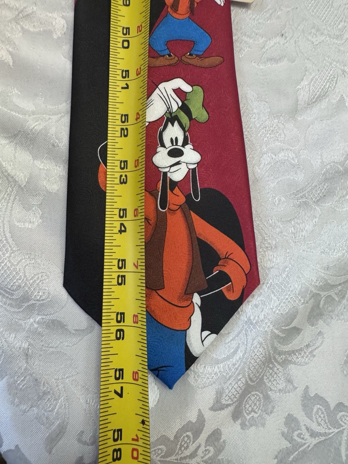 Mickey Unlimited Vintage Goofy Cartoon Novelty Tie Red Black New