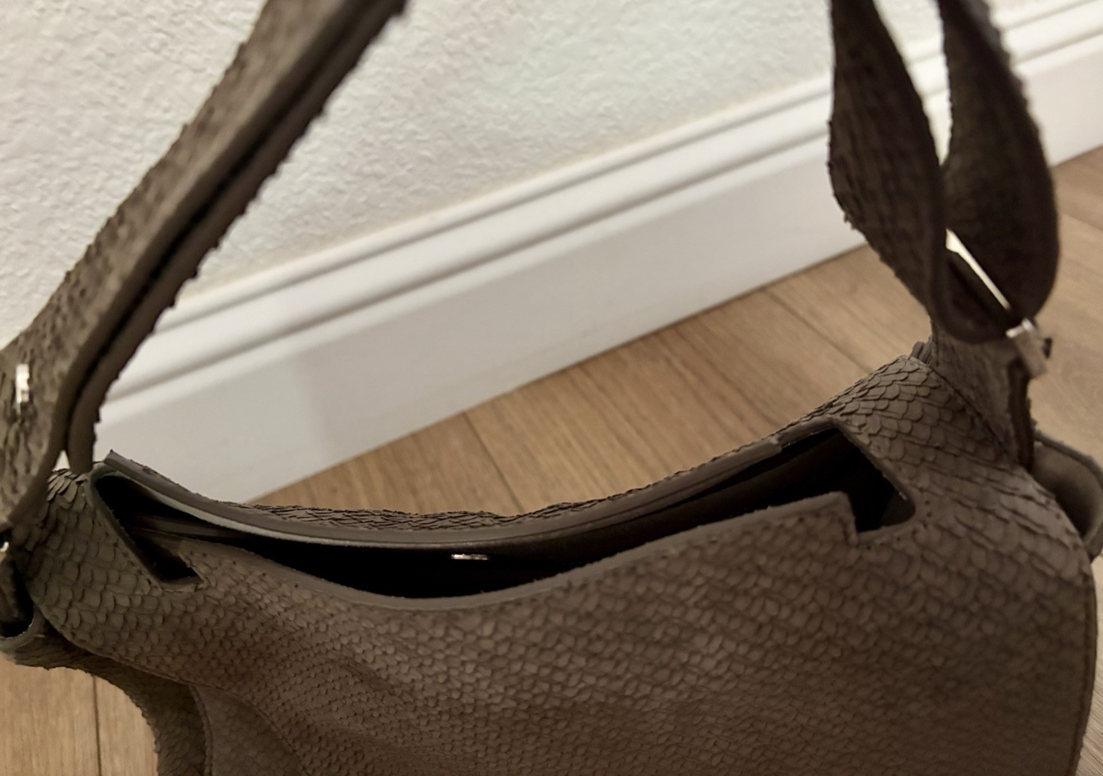 Claudio Orciani Textured Shoulder Bag Magnetic/Zip, Shoulder Strap, Pockets