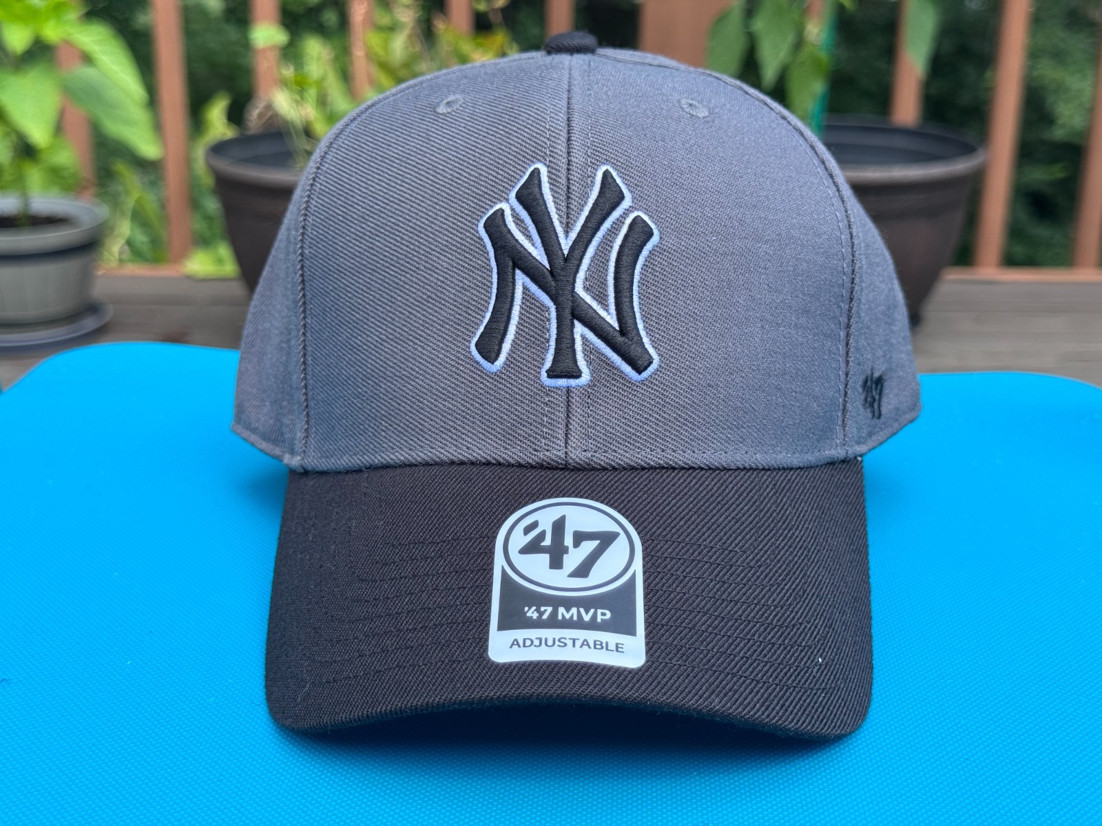 New York Yankees ’47 MVP Adjustable Cap Hat MLB $36 Block Black EMB Grey