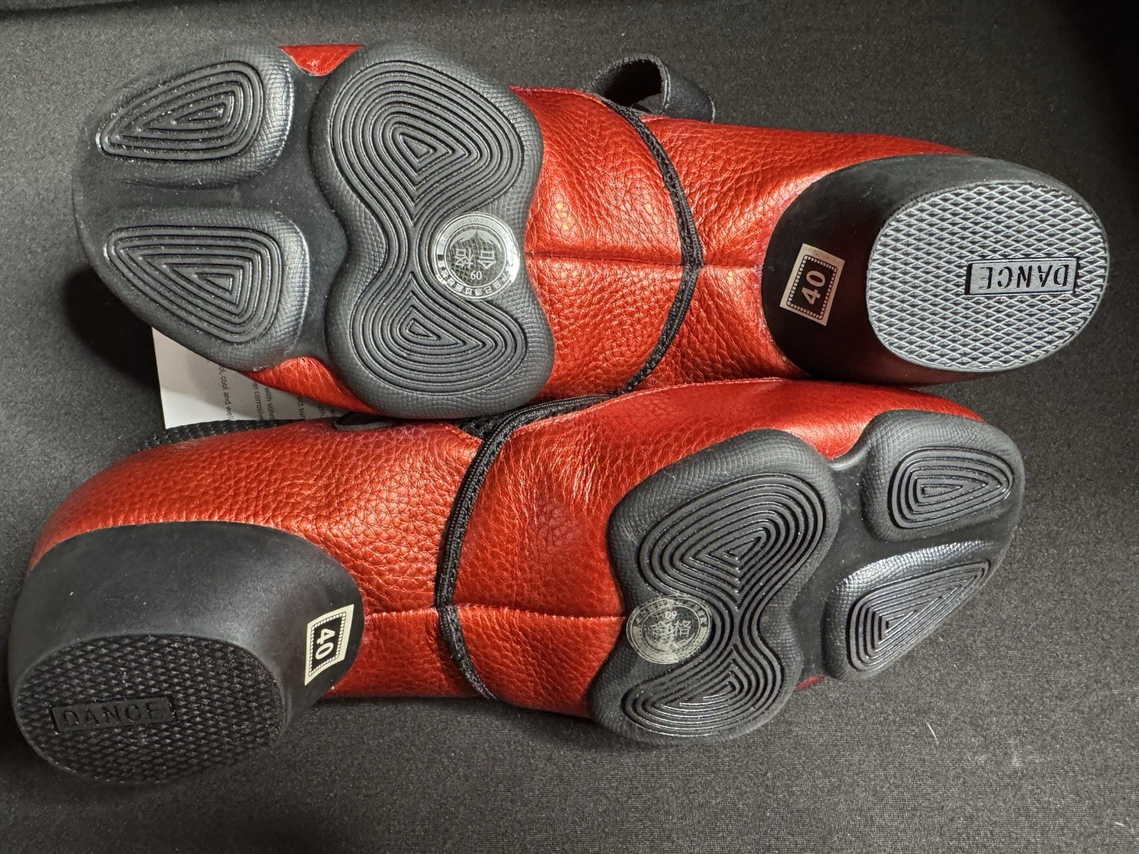 Womens Dance Practice Shoes Closed Toe Split Sole $45.55 Size 8.5 RED/BLACK