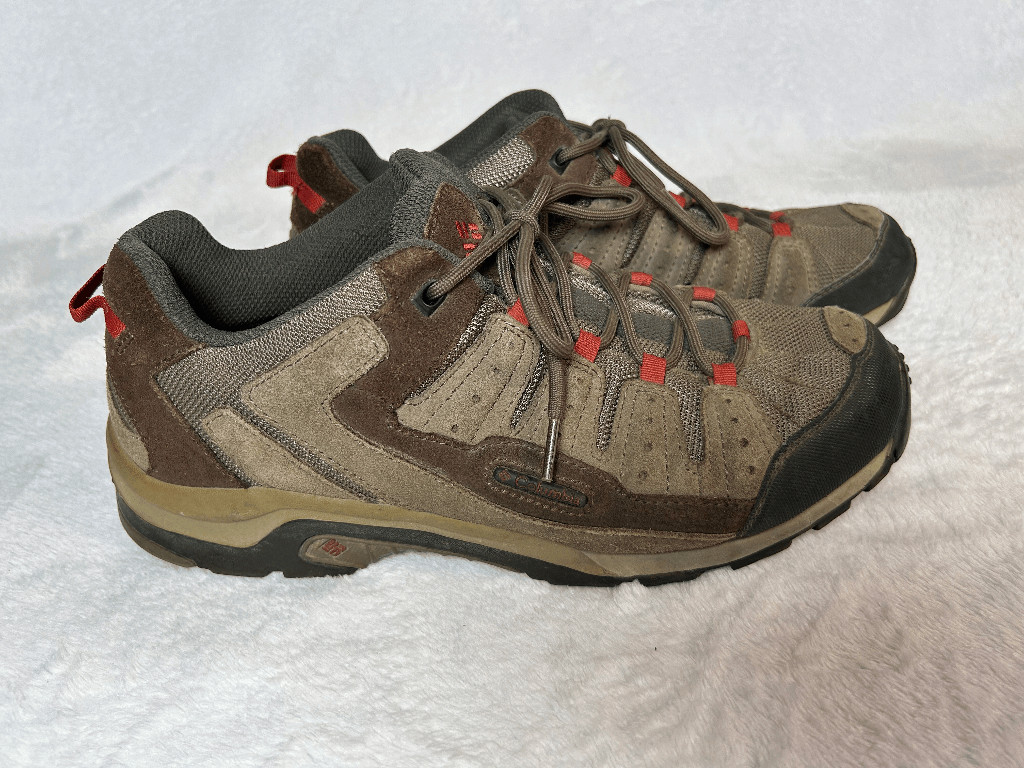 Men’s Columbia Pima Hiking/Trail Sneaker Size 11 Brown Suede Outdoors Shoe