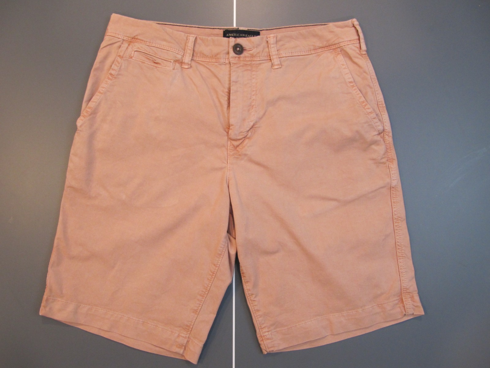 American Eagle Outfitters Next Level Flex Men’s Chino Shorts Size 31 Coral color