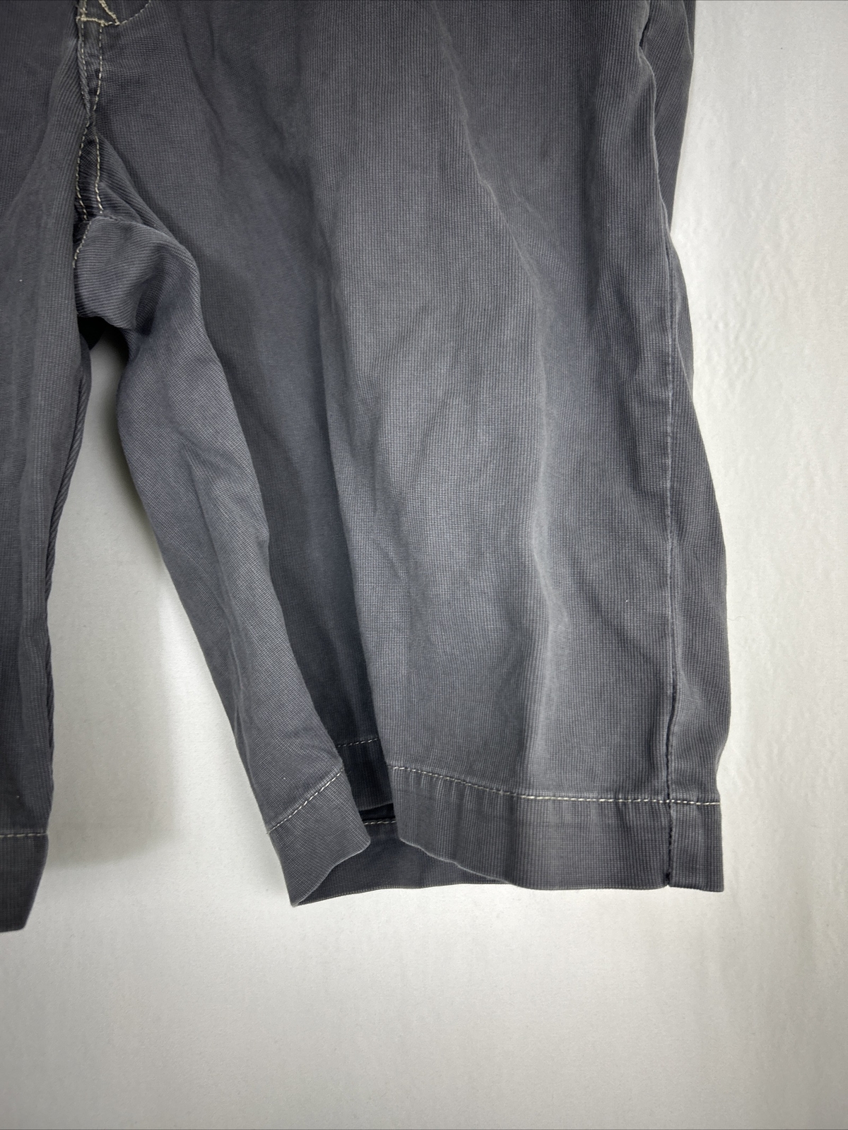 Tommy Bahama Mens Shorts Gray Cotton Spandex 36×10 Outdoor Beach Golf