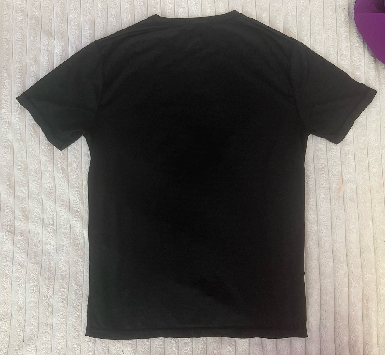 Vuori Tradewind Performance Tee T-Shirt Mens Medium Gym Workout Training Pocket