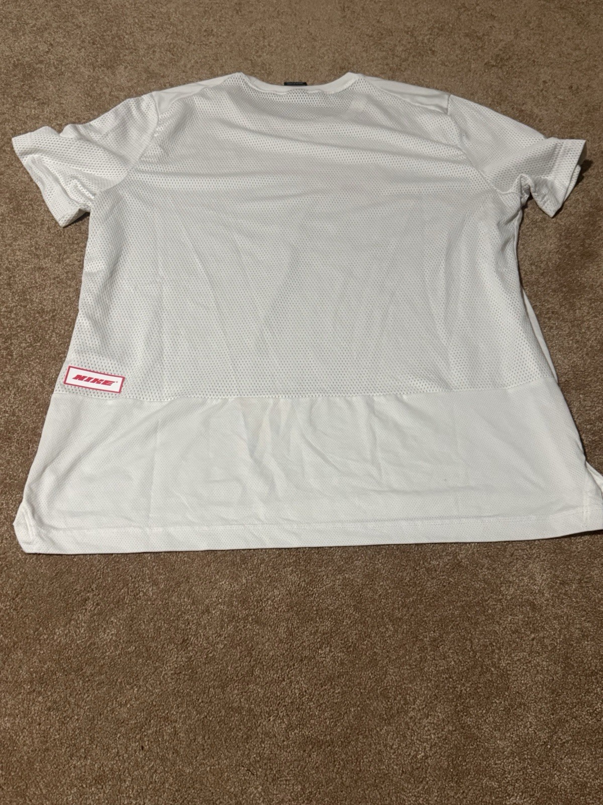 Nike Just Do It White Mesh T-Shirt Men’s Large L Standard Fit Athletic