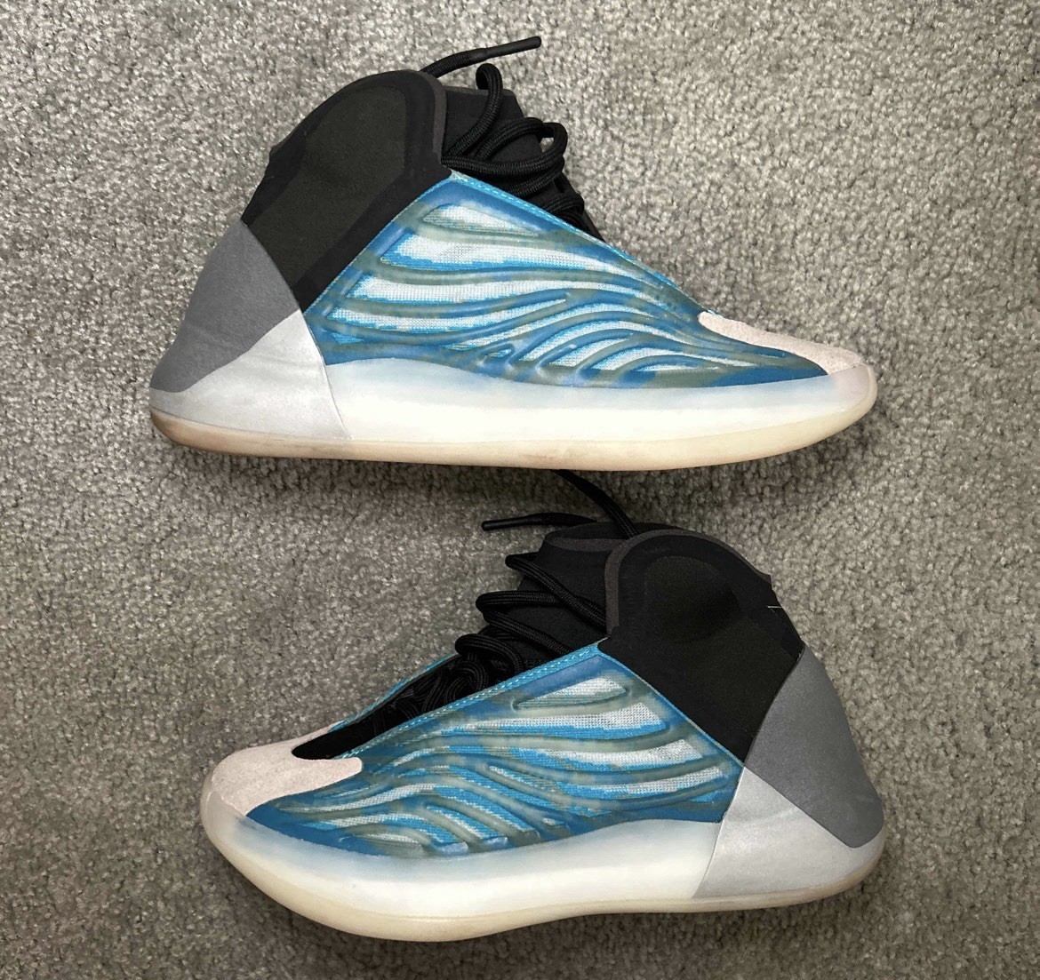 Adidas Yeezy Quantum ‘Frozen Blue’ Worn Once Sz 6M/7.5W
