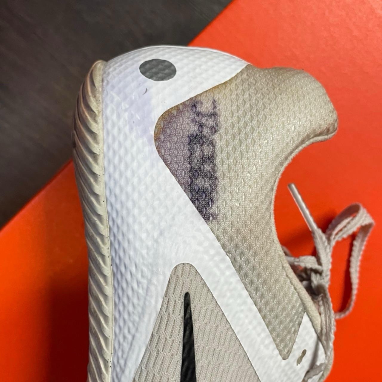 Nike Zoom Rival Sprint Men’s Low Top Track & Field Lace-Up Metal Spikes Beige
