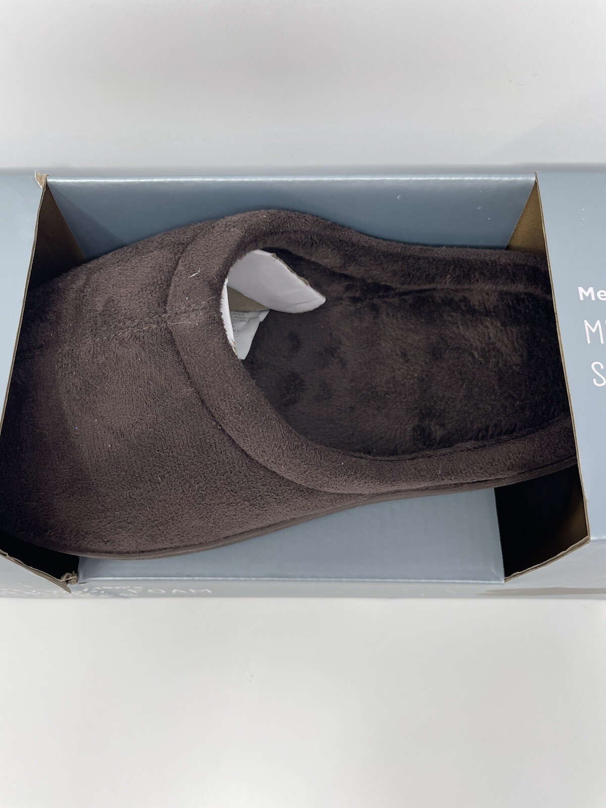 Wayland Square Memory Foam Slippers Size Small Men’s 6-7 Women’s 7-8 – Brown