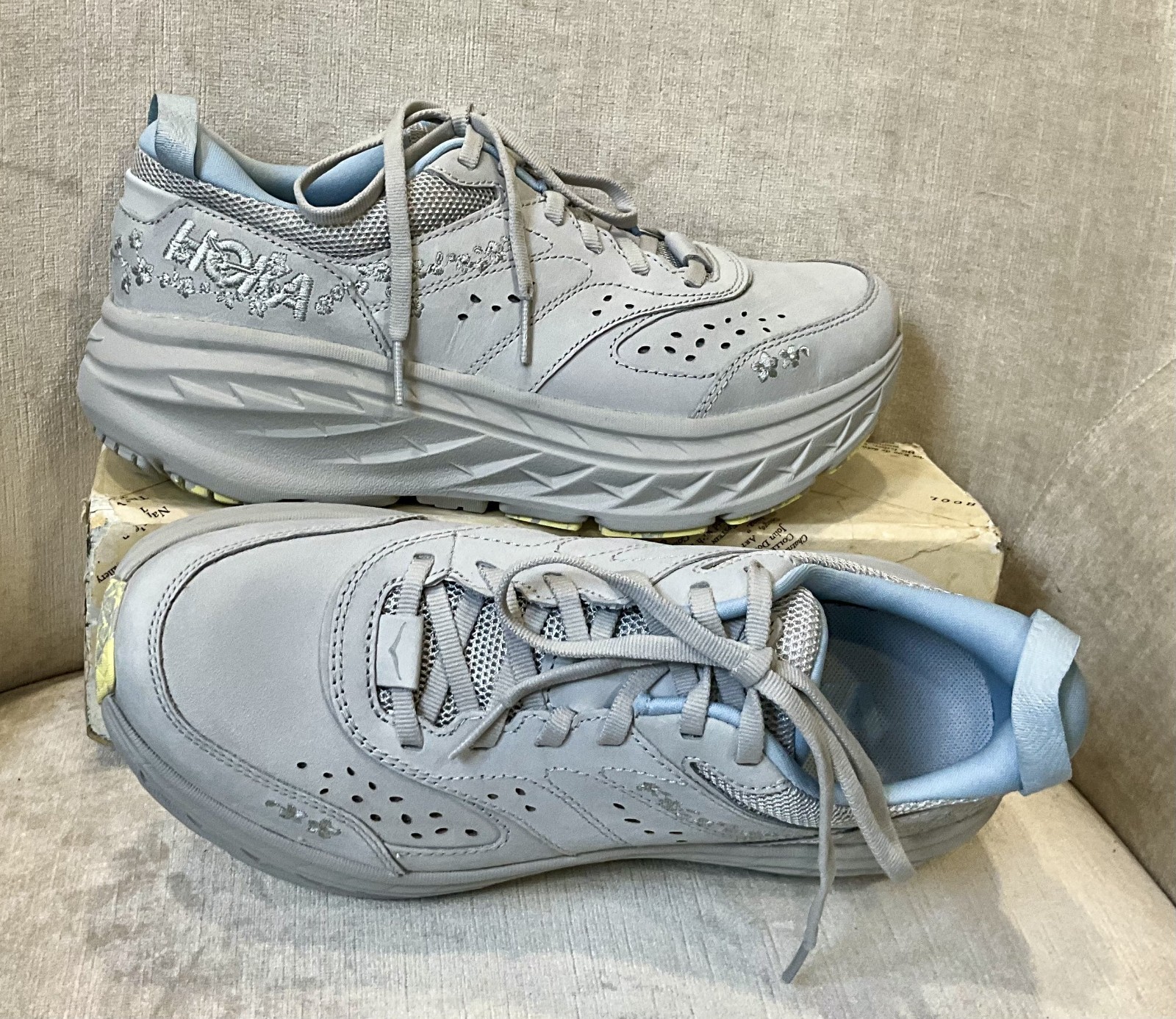 Free People HOKA Vibrant Bloom Bondi L Sneaker Stardust Gray 37 1/3 / US 6 NEW
