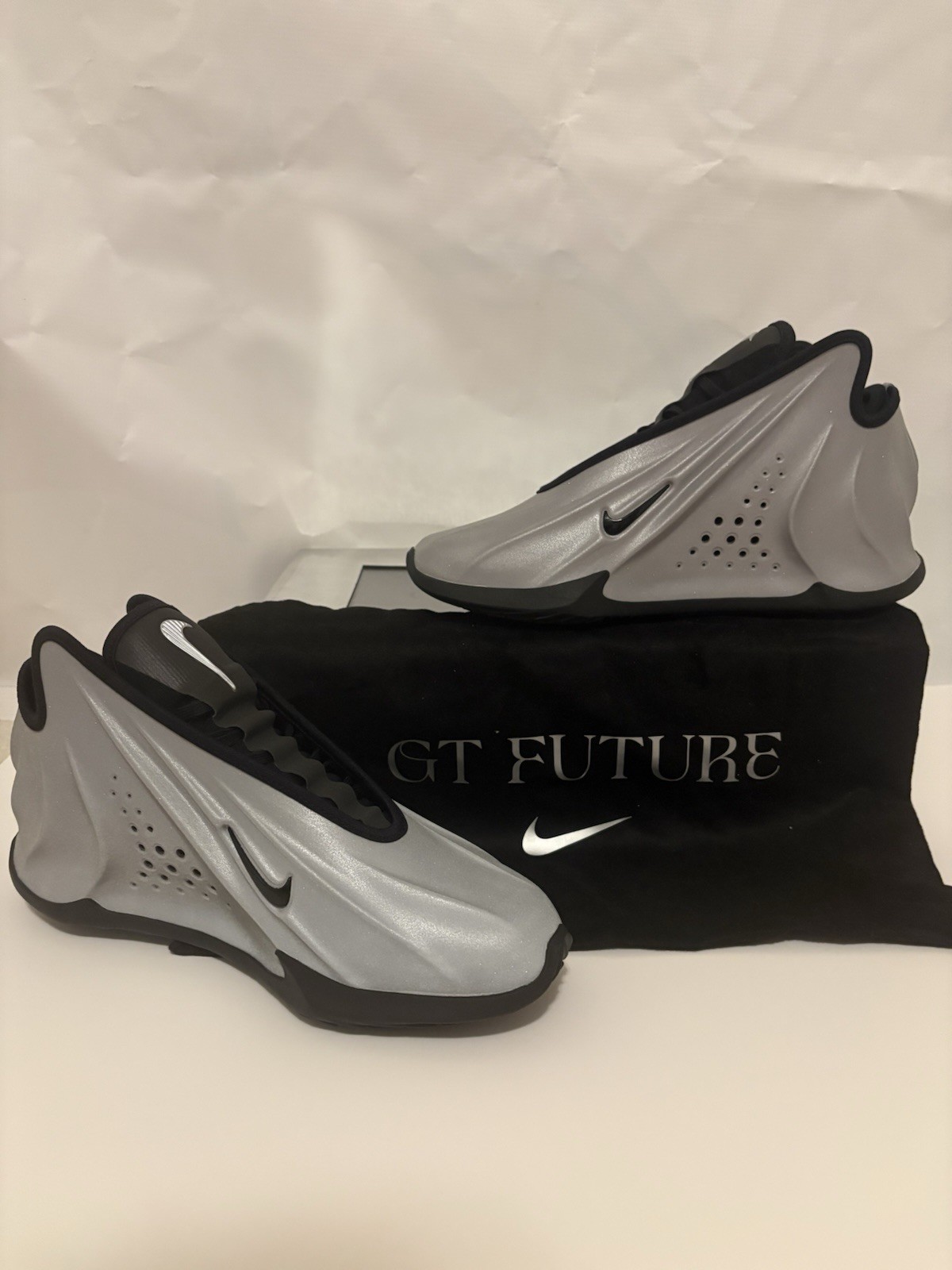 Nike GT Future Metallic Silver/Black/White Men’s Size 7.5 FZ5590-002 BRAND NEW