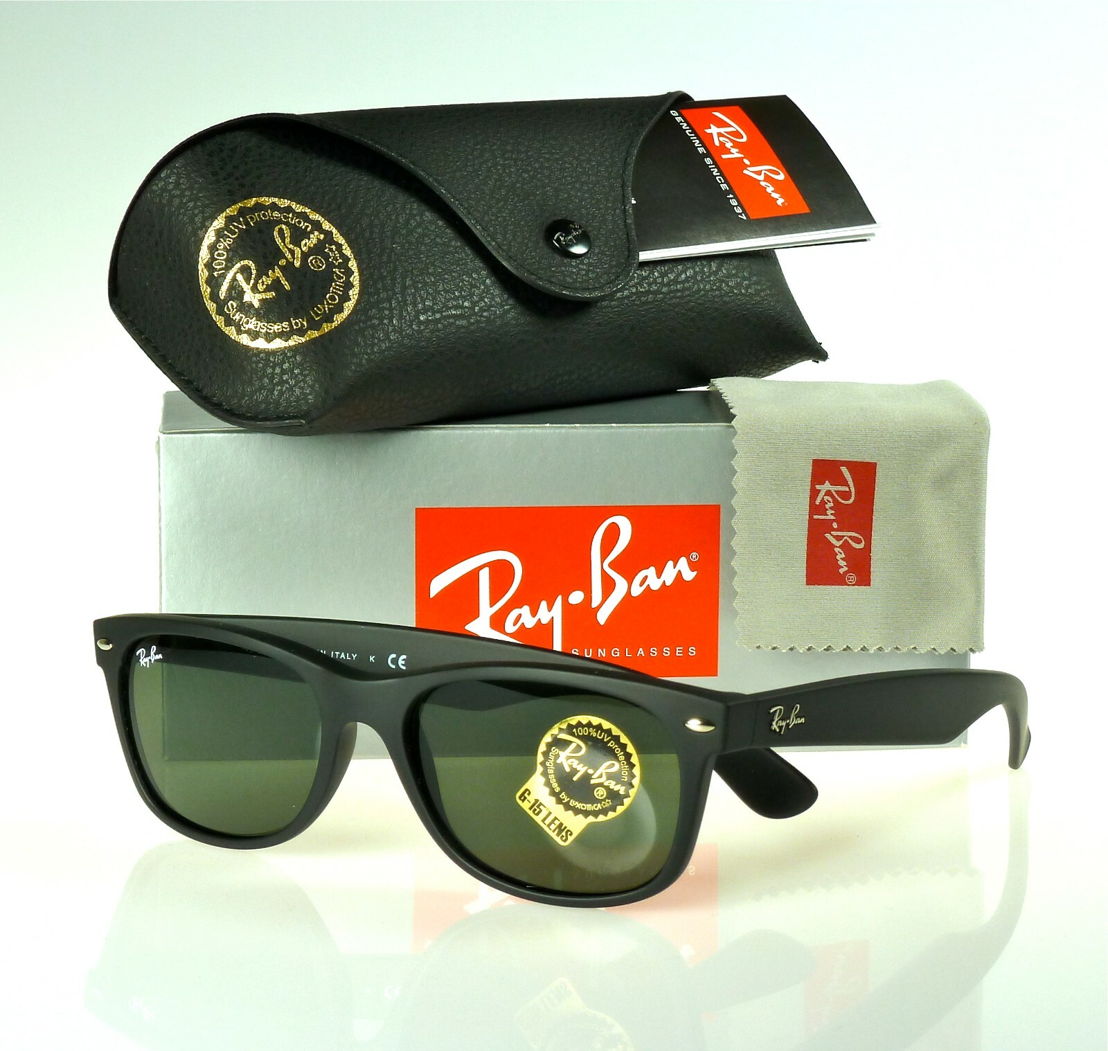 Ray-Ban New Wayfarer Matte Black Rubber l Green G-15XLT RB2132 622 58mm